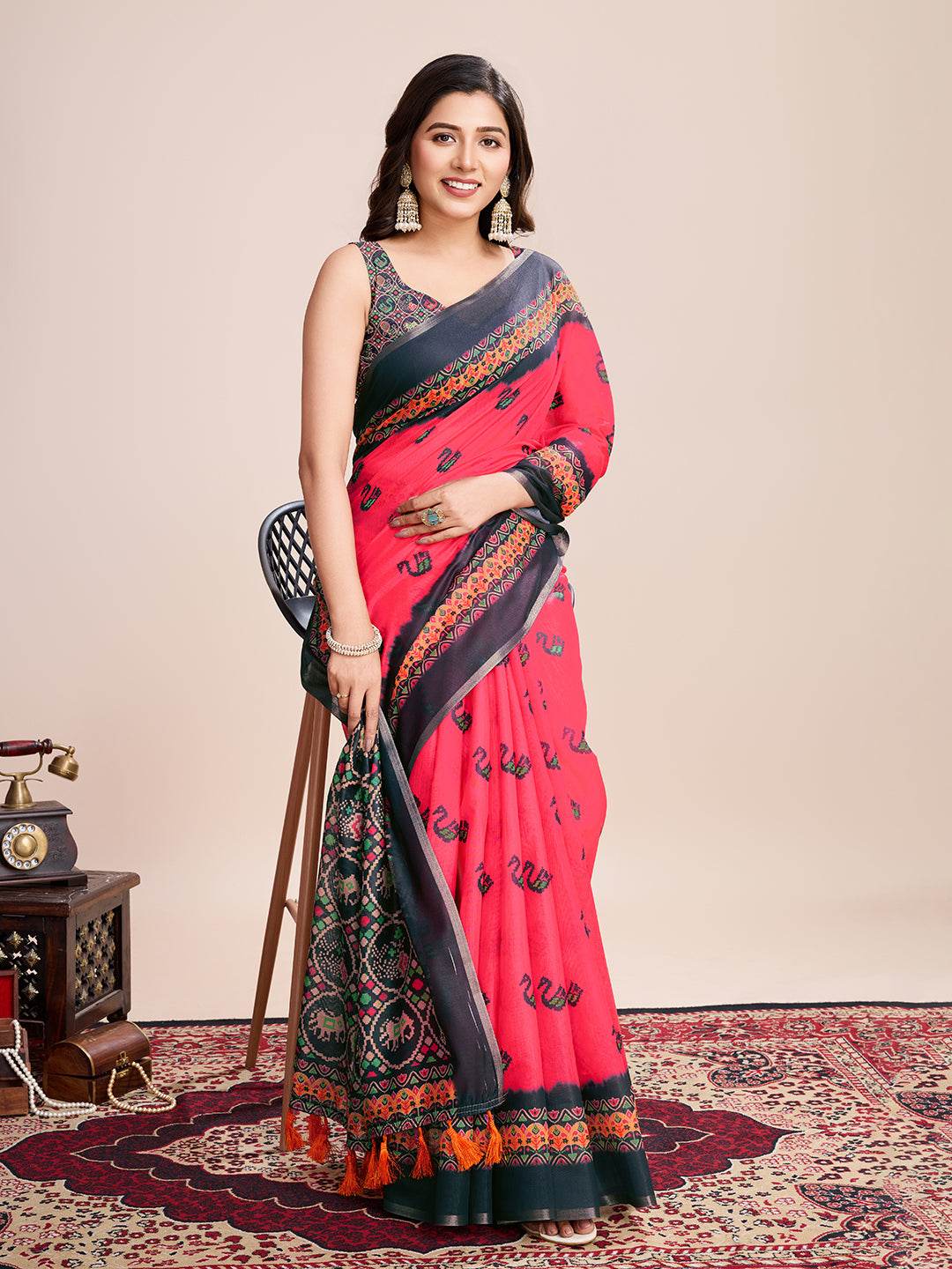 Pink Linen Blend Saree With Blouse Piece