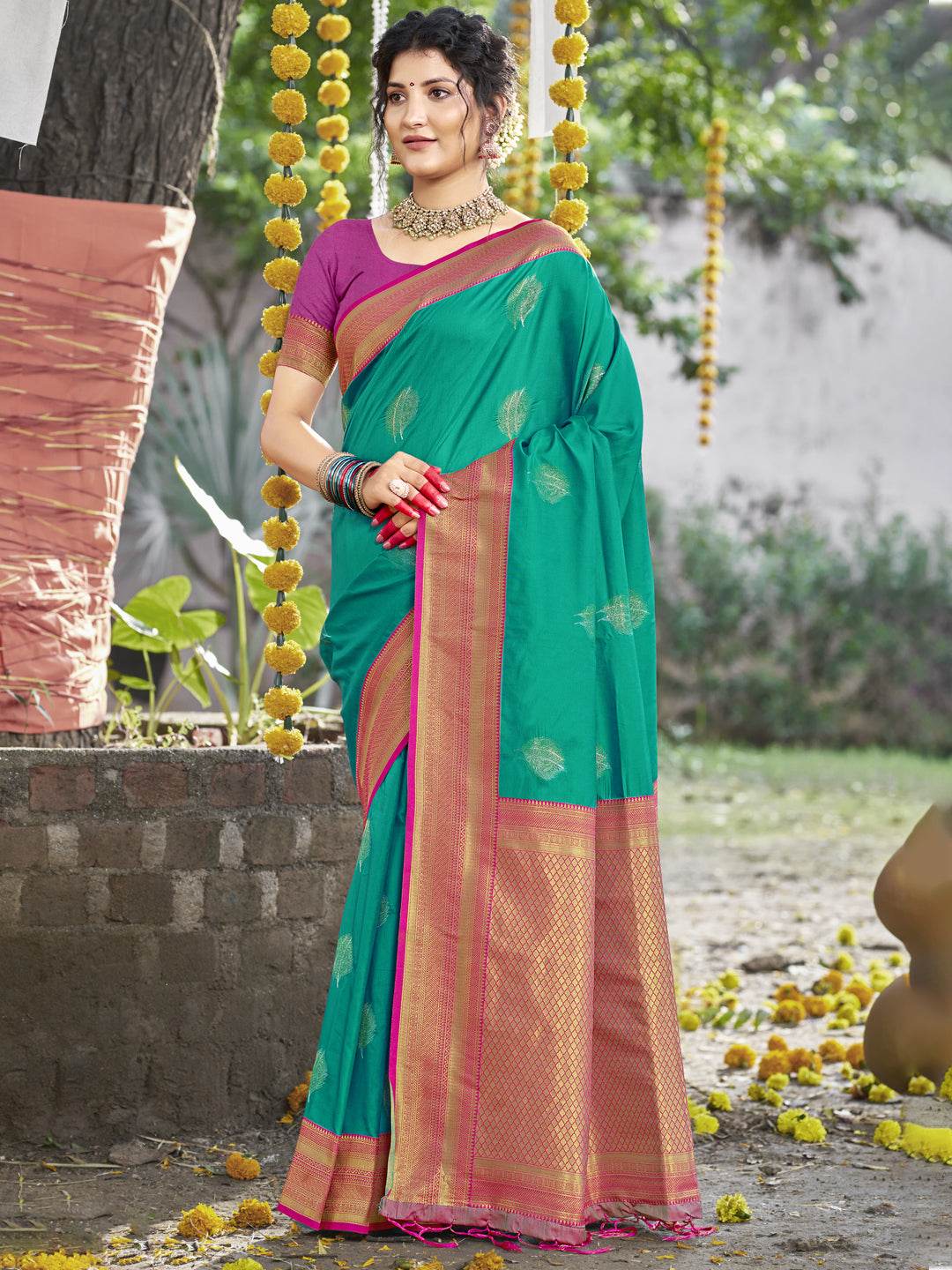 Teal Silk Saree With Blouse Piece