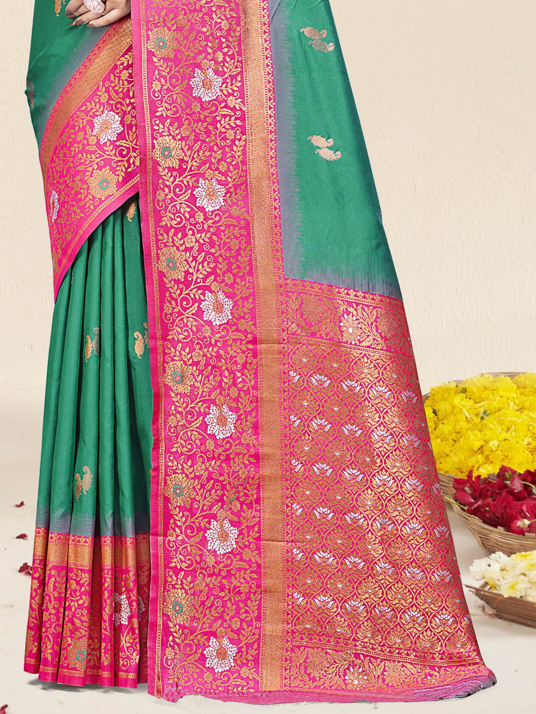 Teal Silk Saree With Blouse Piece