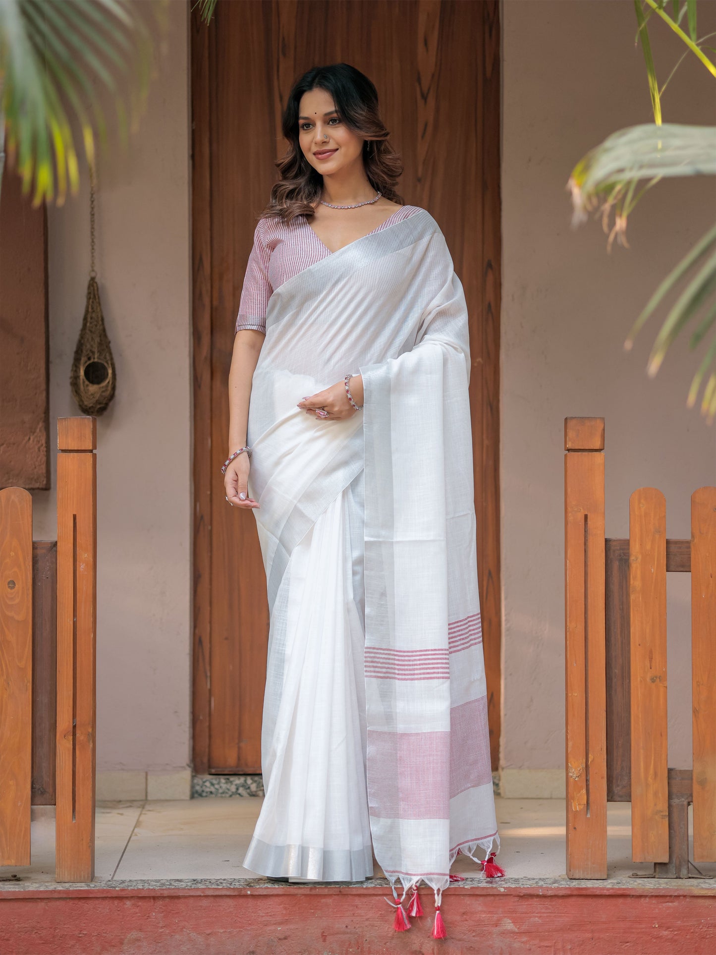 Pure White & Red Handloom Mul Cotton Saree with Minimal Striped Border & Tassel Detailing