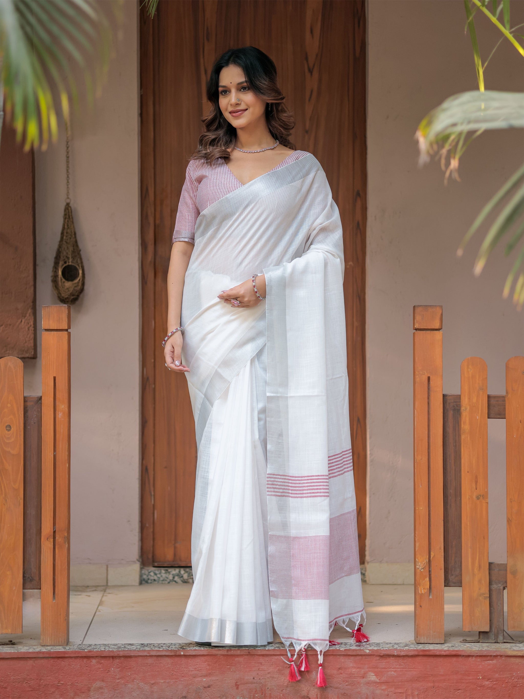 Pure White & Red Handloom Mul Cotton Saree with Minimal Striped Border & Tassel Detailing