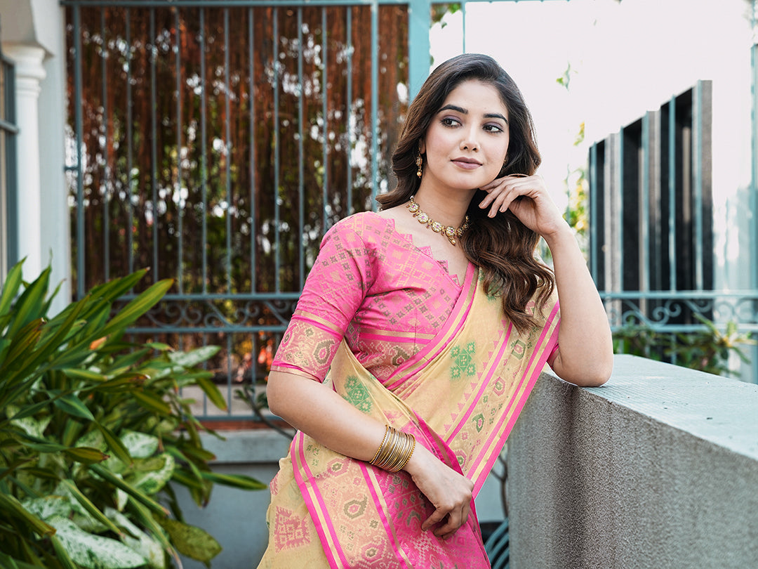 Cream Organza Zari Woven Patola Saree