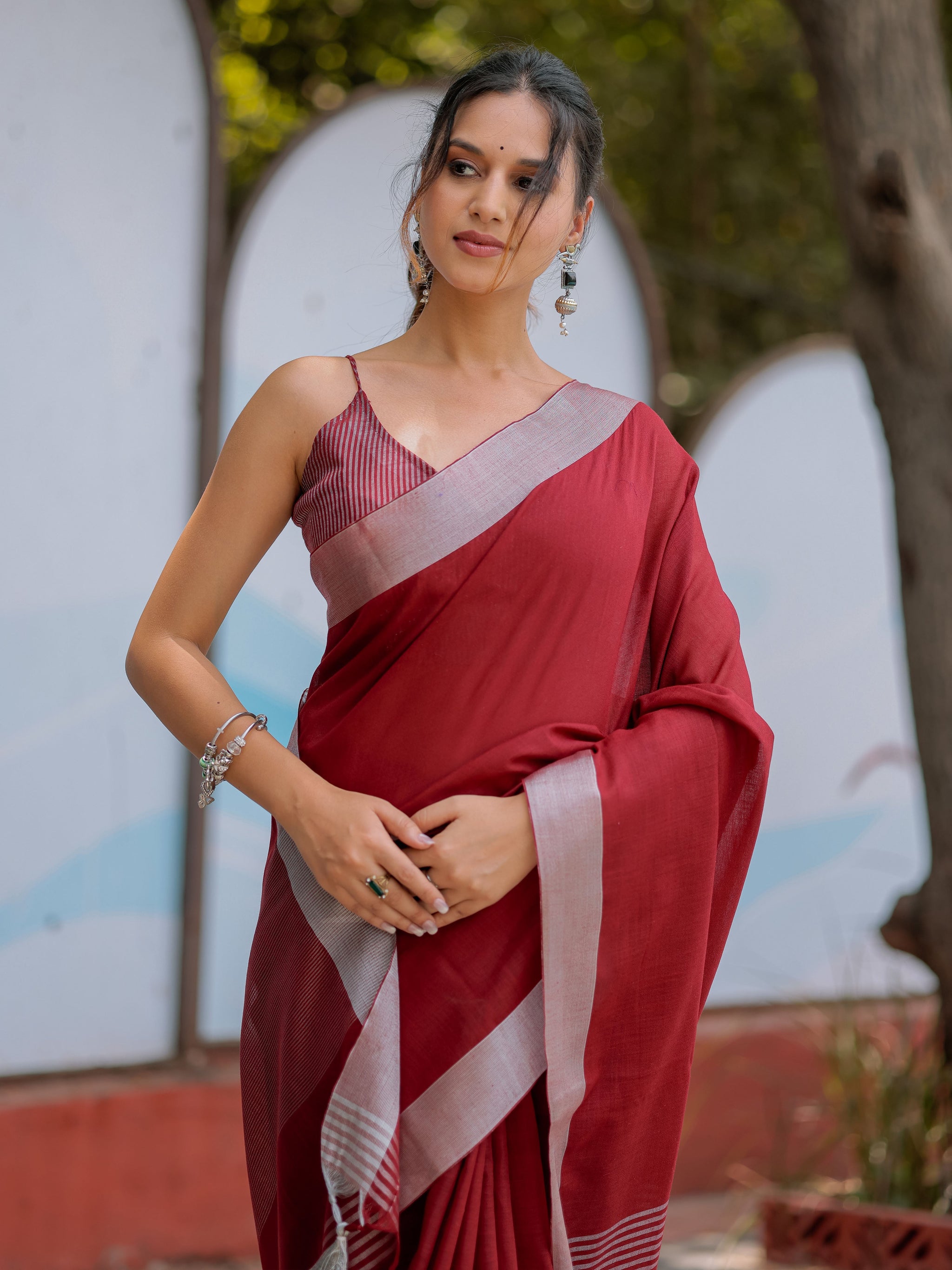 Elegant Wine Red Pure Handloom Mul Cotton Saree with Silver Border & Tassel Detailing