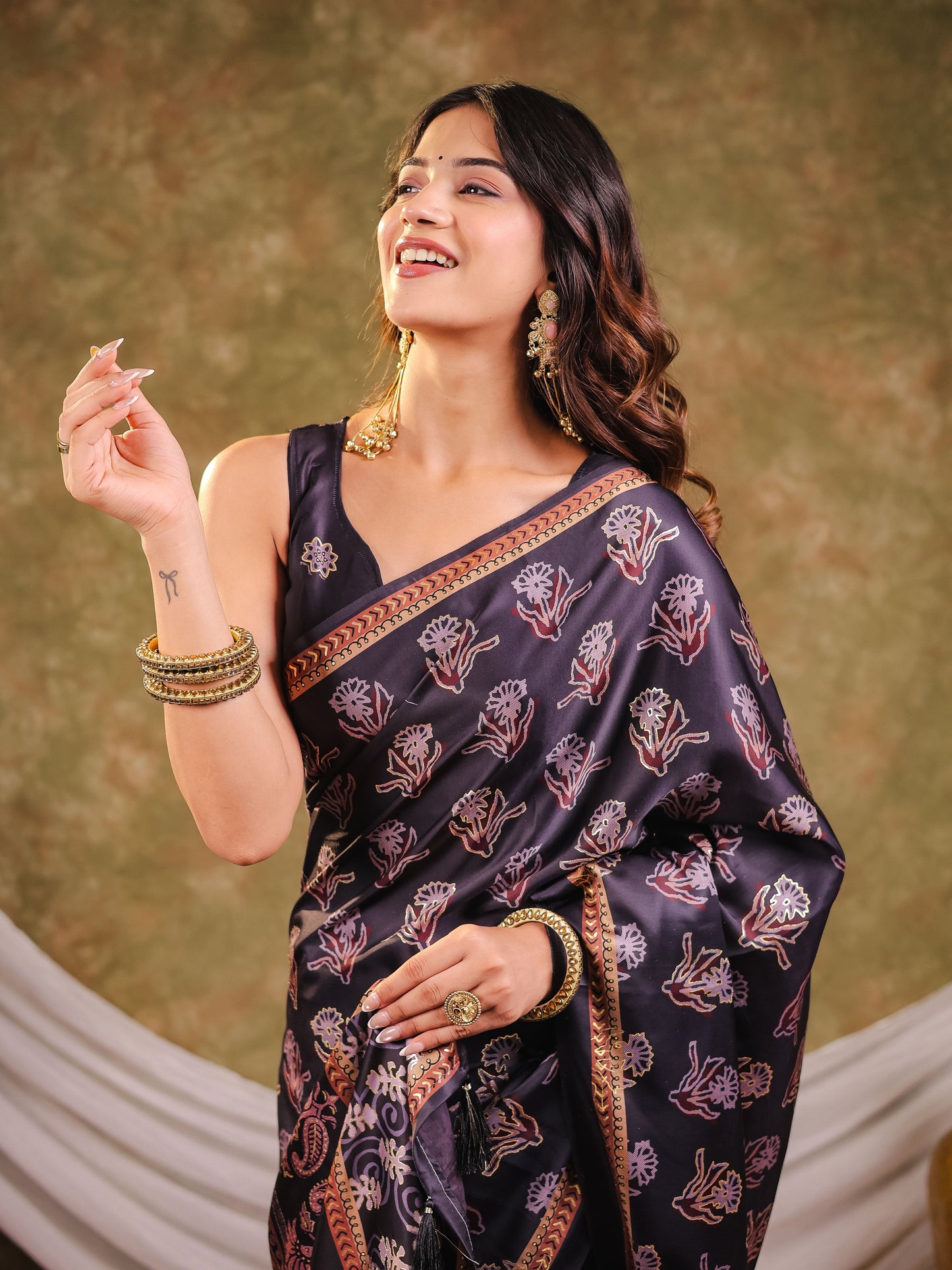 Charcoal Grey Pure Chinnon Ajrakh Printed Saree with Tassel Edges, Traditional Floral Print & Matching Blouse Piece
