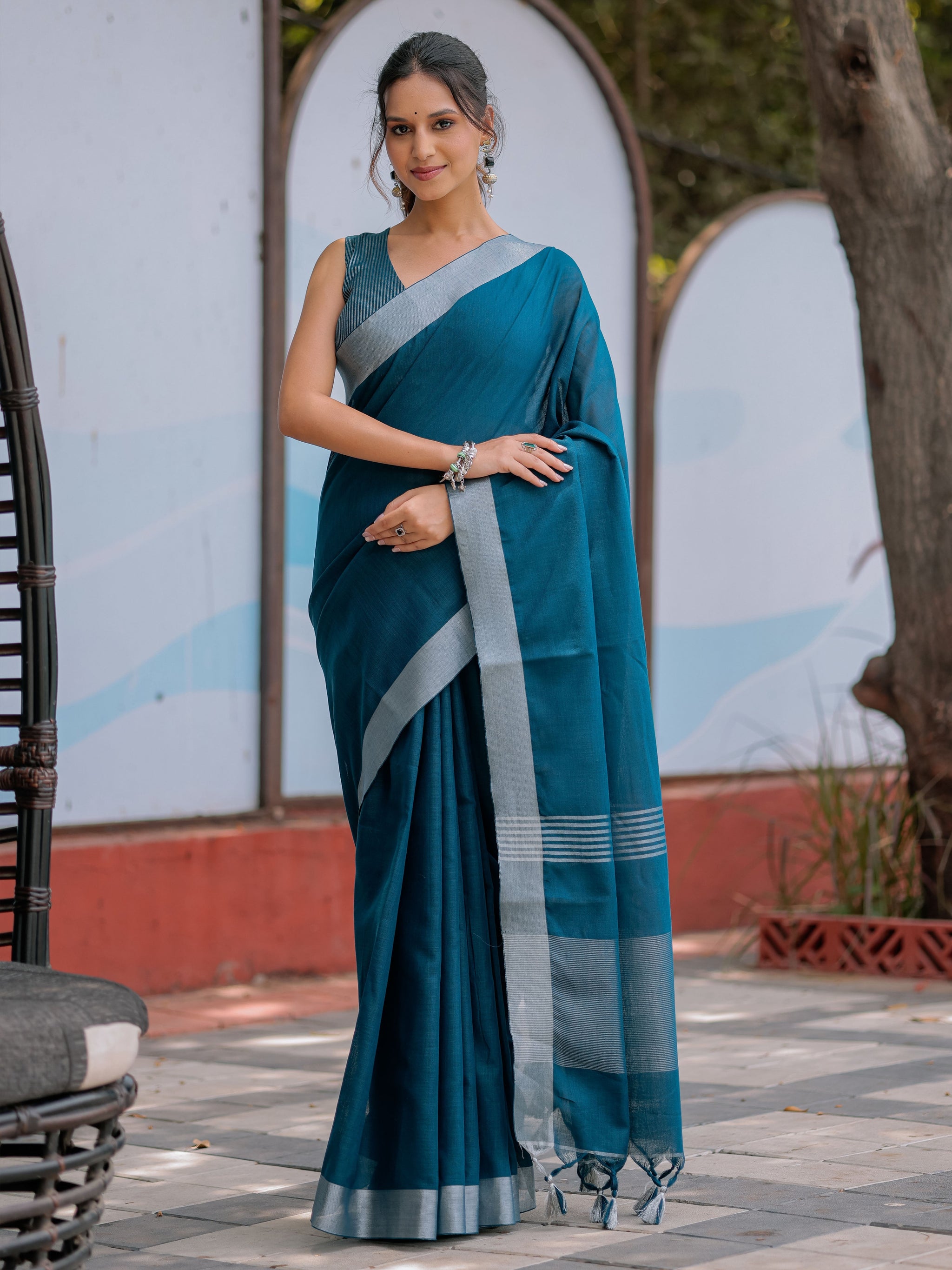 Elegant Teal Blue Pure Handloom Mul Cotton Saree with Silver Border & Tassel Detailing