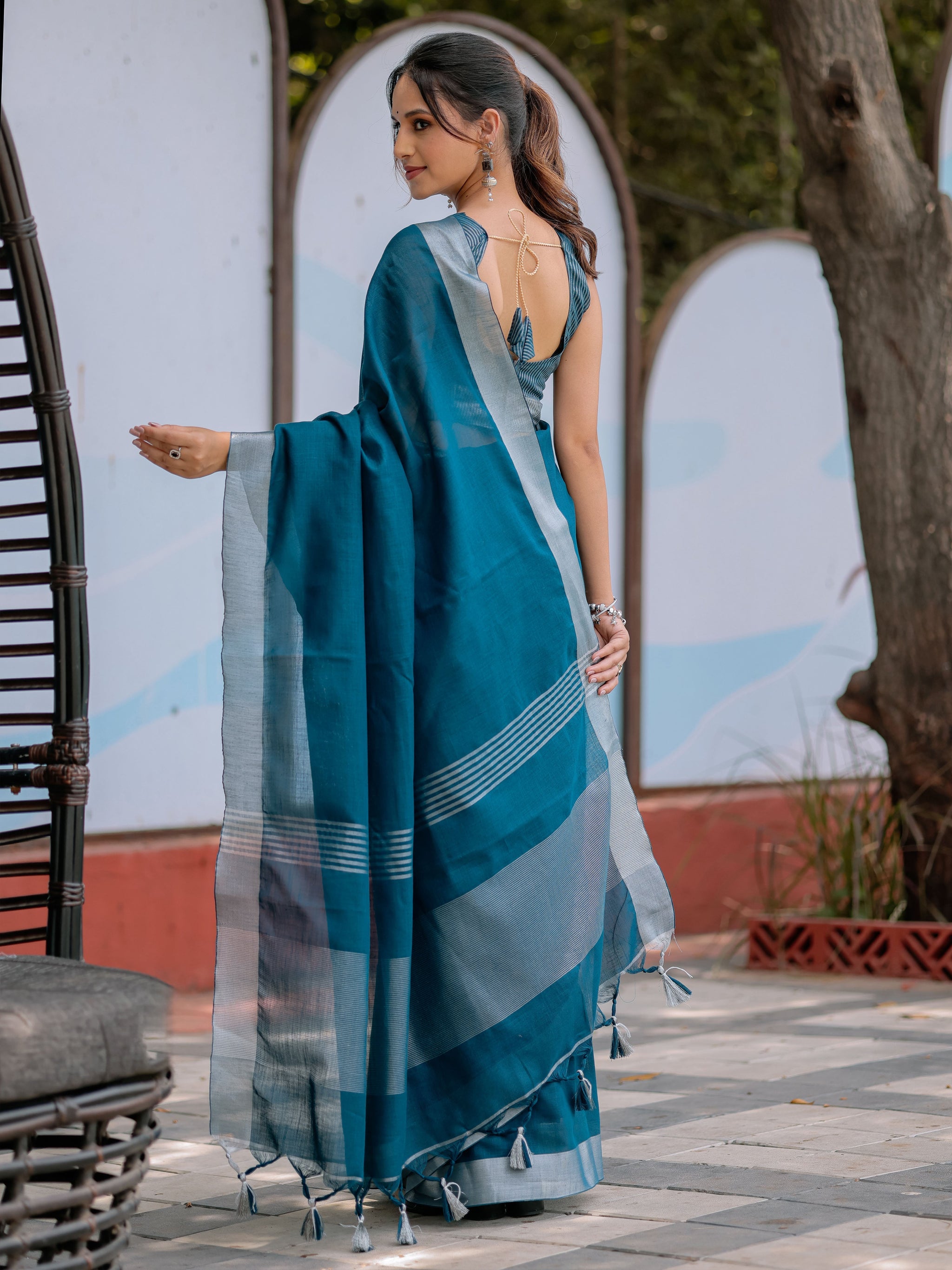 Elegant Teal Blue Pure Handloom Mul Cotton Saree with Silver Border & Tassel Detailing