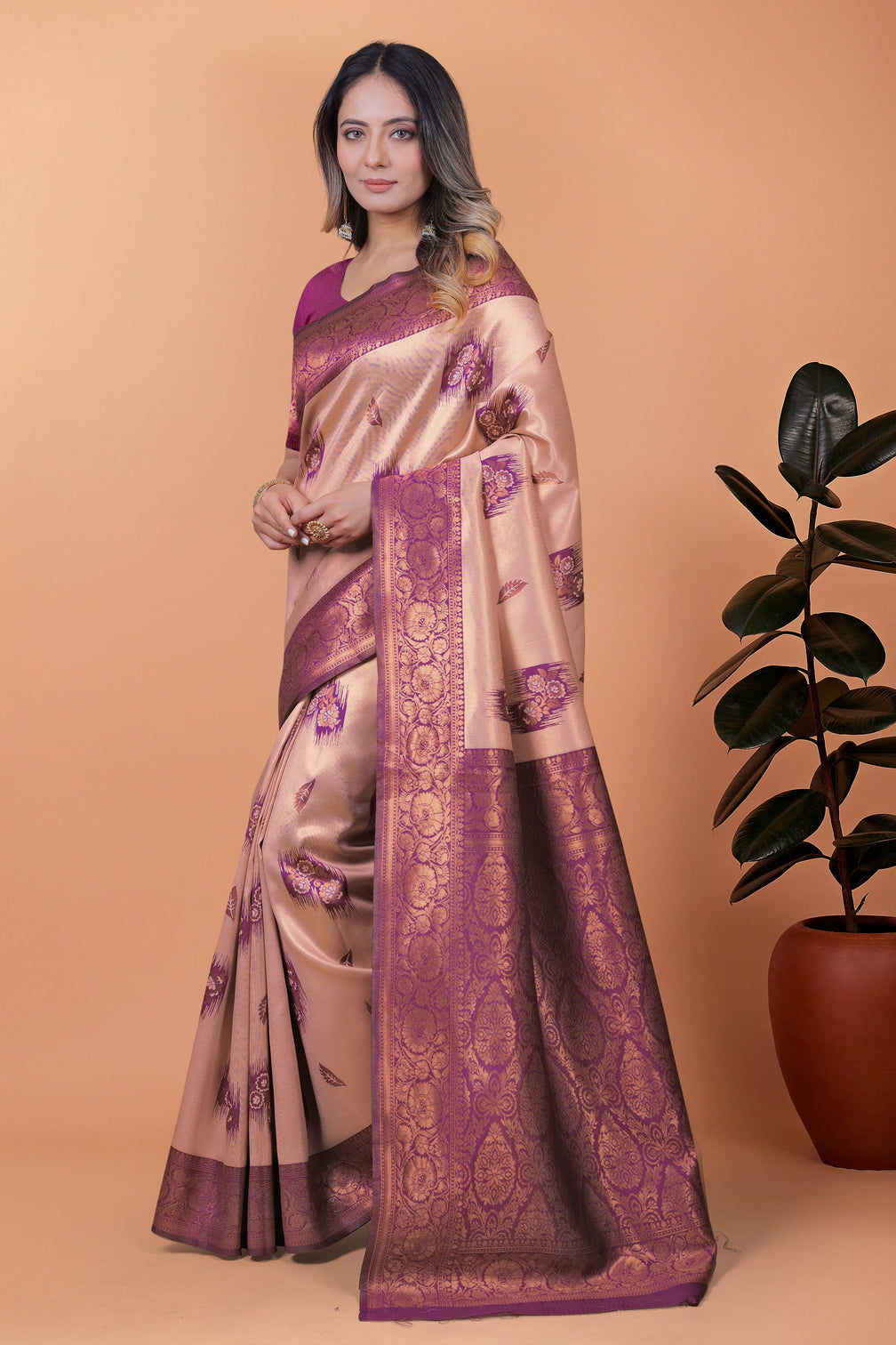Stylish Pink and Purple Silk Saree with Golden Zari Work – Perfect for Special Occasions and Festivities