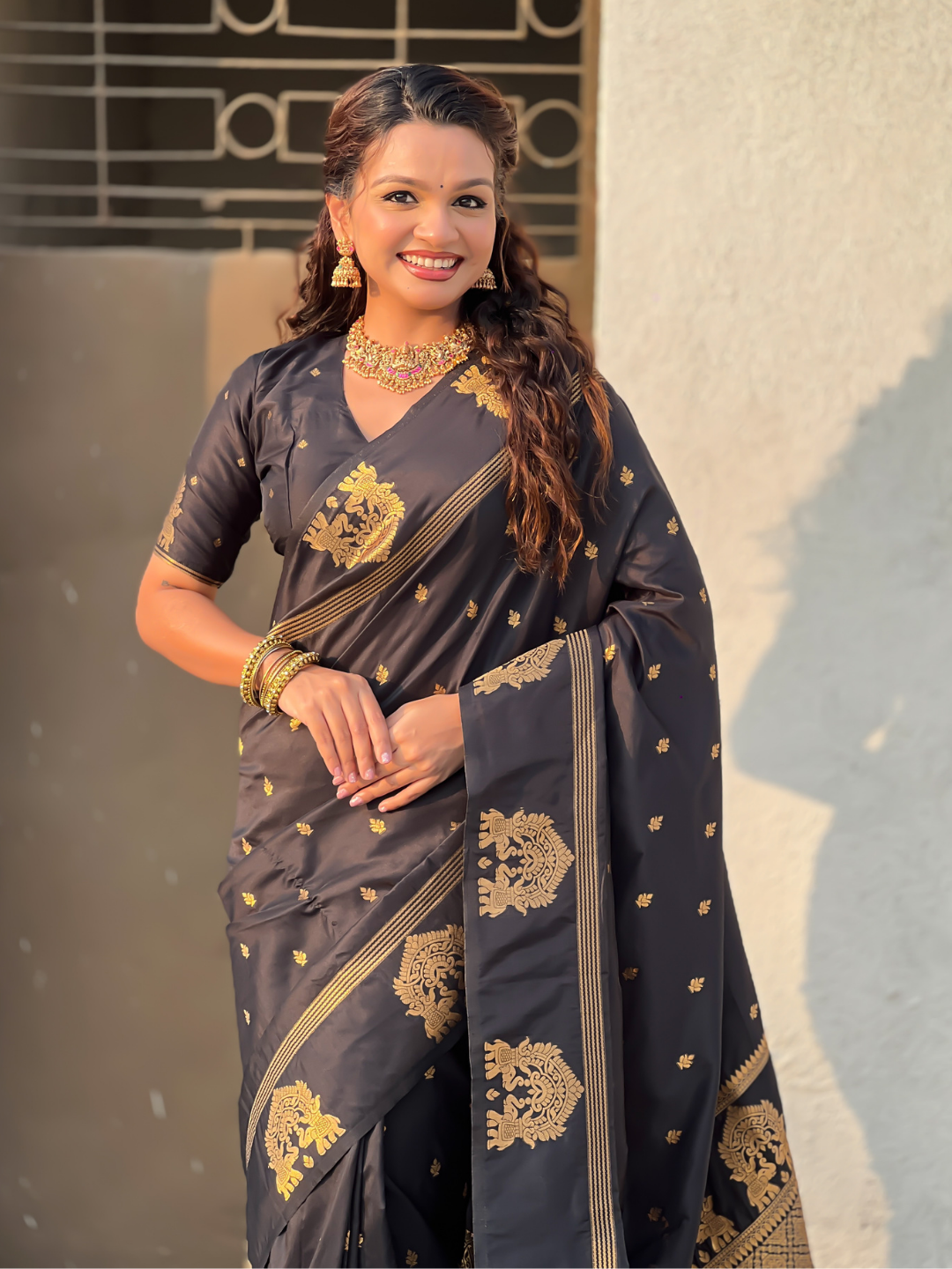 Black Soft Silk Traditional Zari Woven Saree