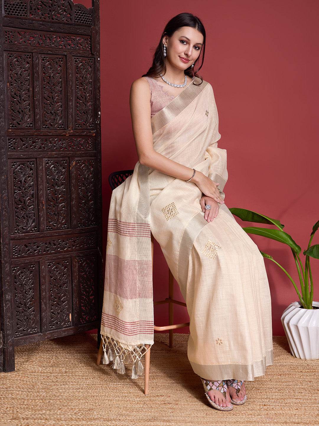 Beige Linen Saree With Blouse Piece