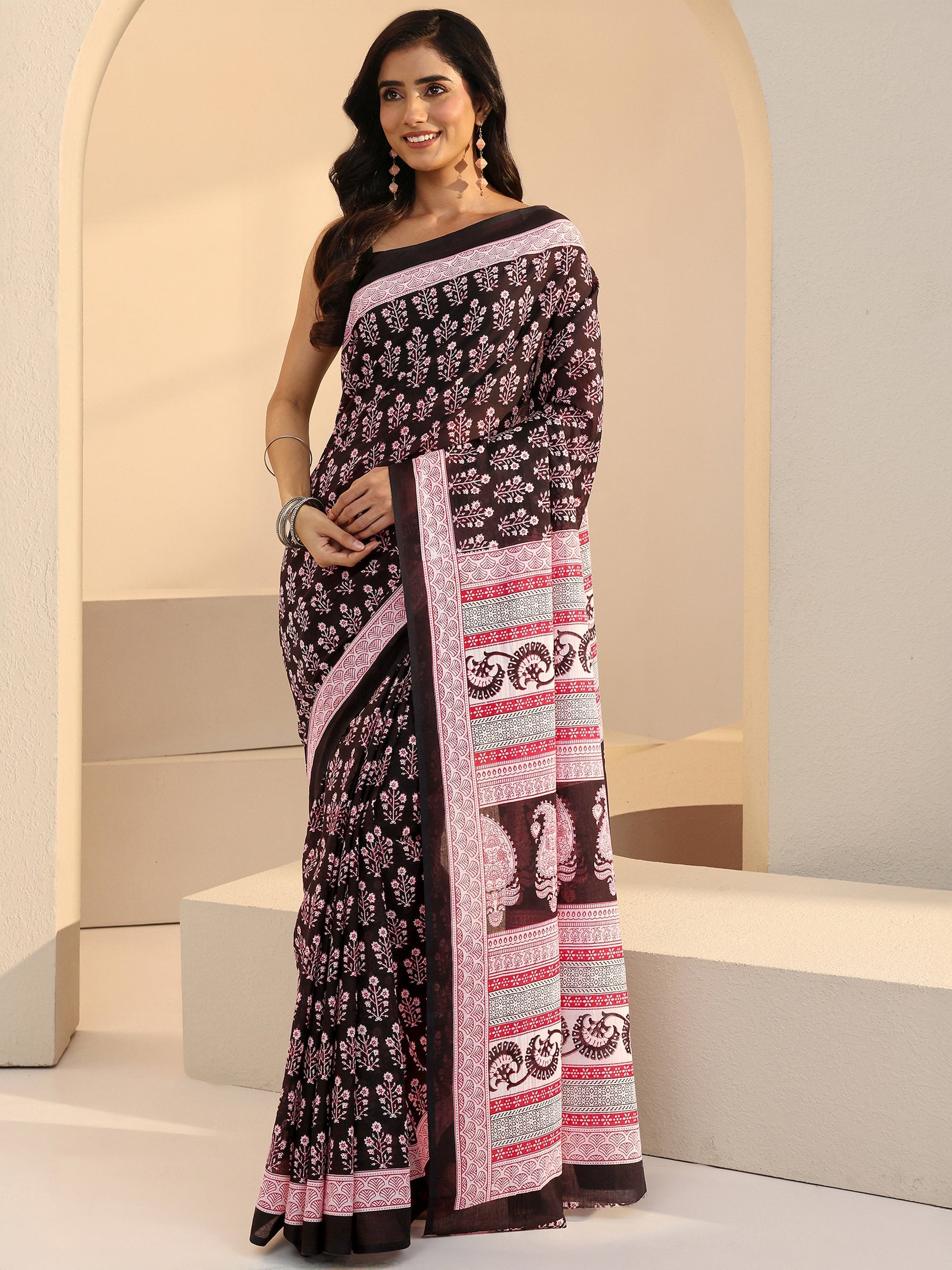 Libas Black Bagru Floral Print Cotton Saree