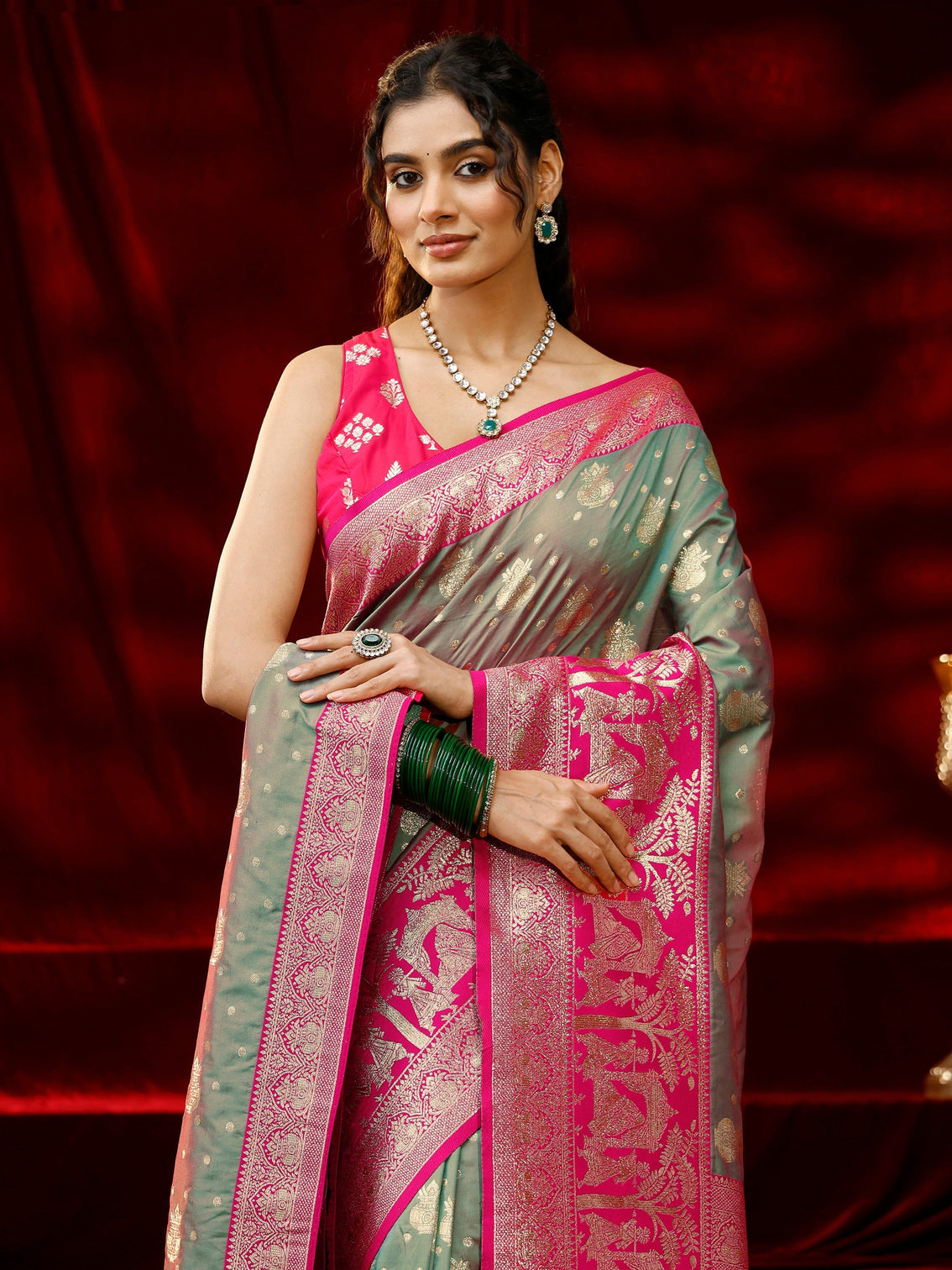 Mameraa Grey Ethnic Motif Woven Design Silk blend Saree with dupatta