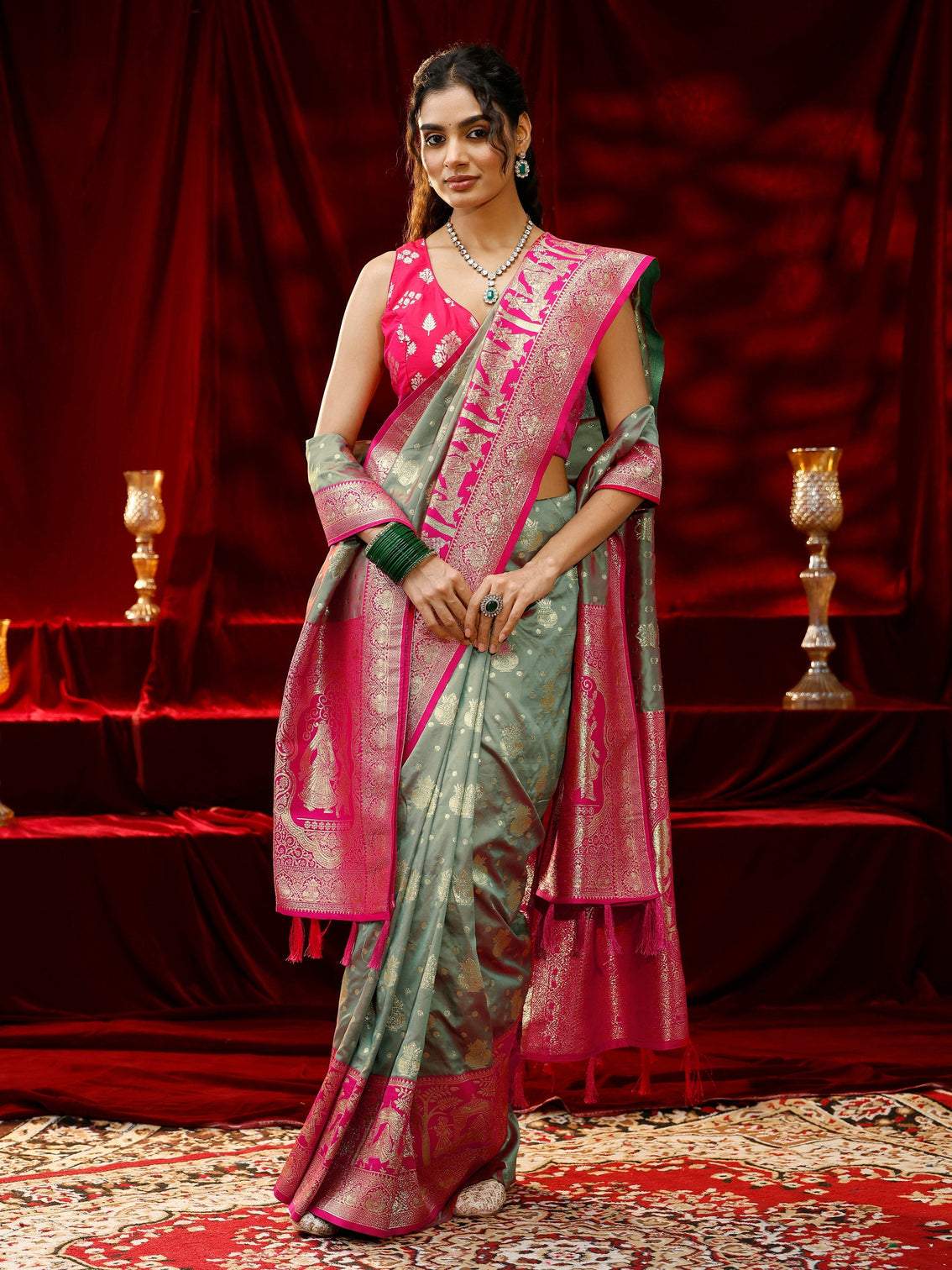 Mameraa Grey Ethnic Motif Woven Design Silk blend Saree with dupatta