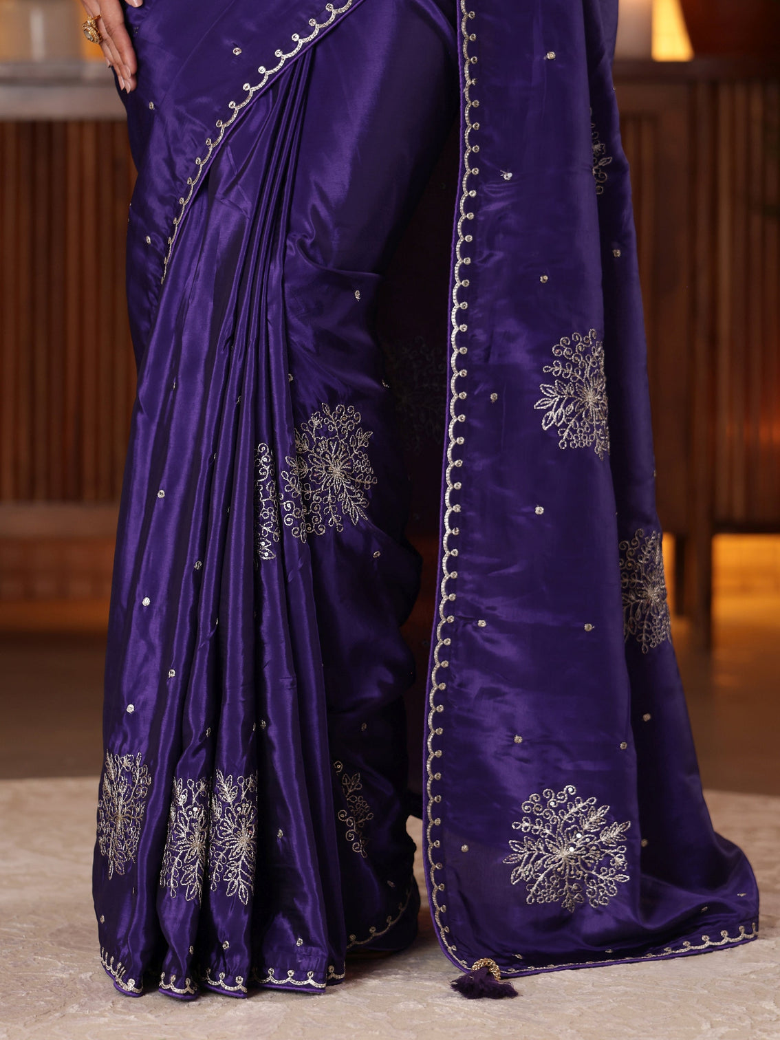 Mameraa Purple Floral Embroidered Silk Blend Saree
