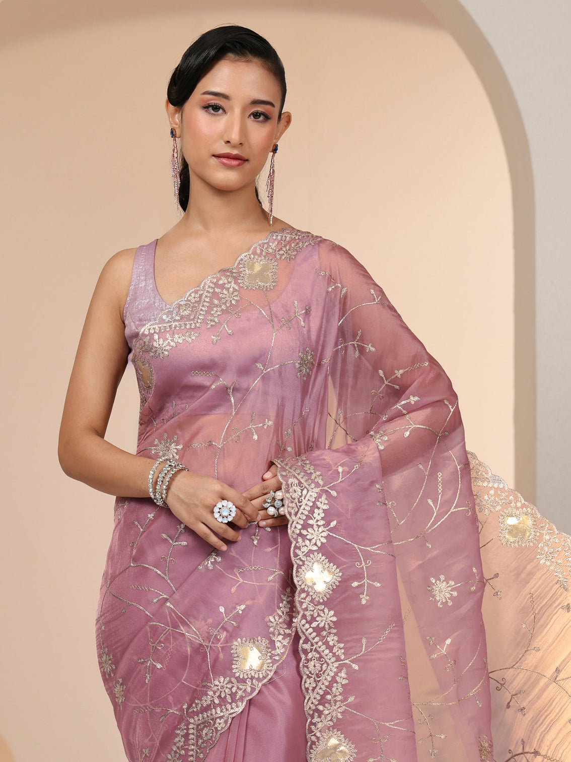 Mameraa Dusty Rose Pink Floral Embroidered Tissue Saree