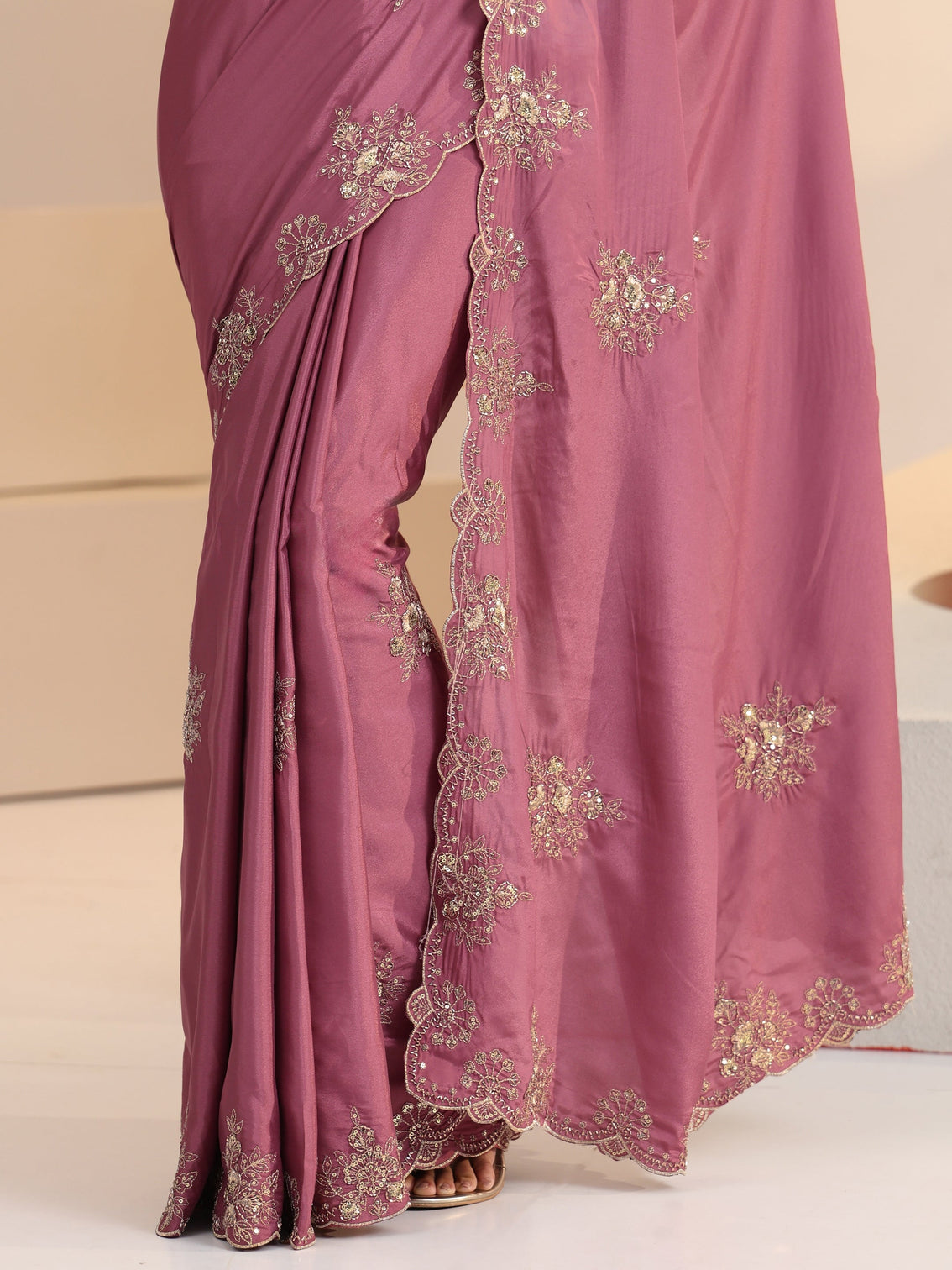 Mameraa Dusty Rose Pink Floral Embroidered Silk Blend Saree