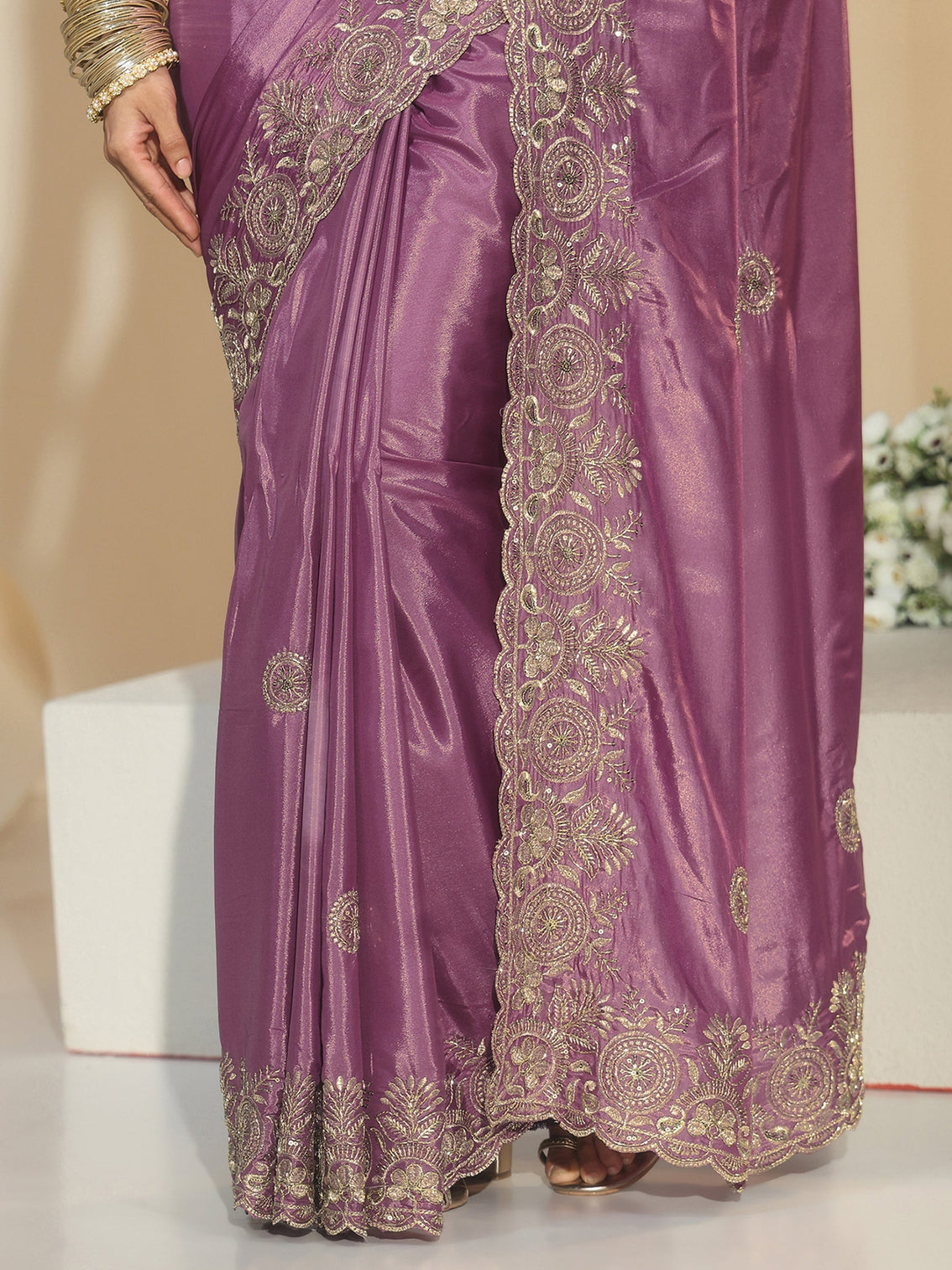 Mameraa Mauve Embroidered Silk Blend Saree