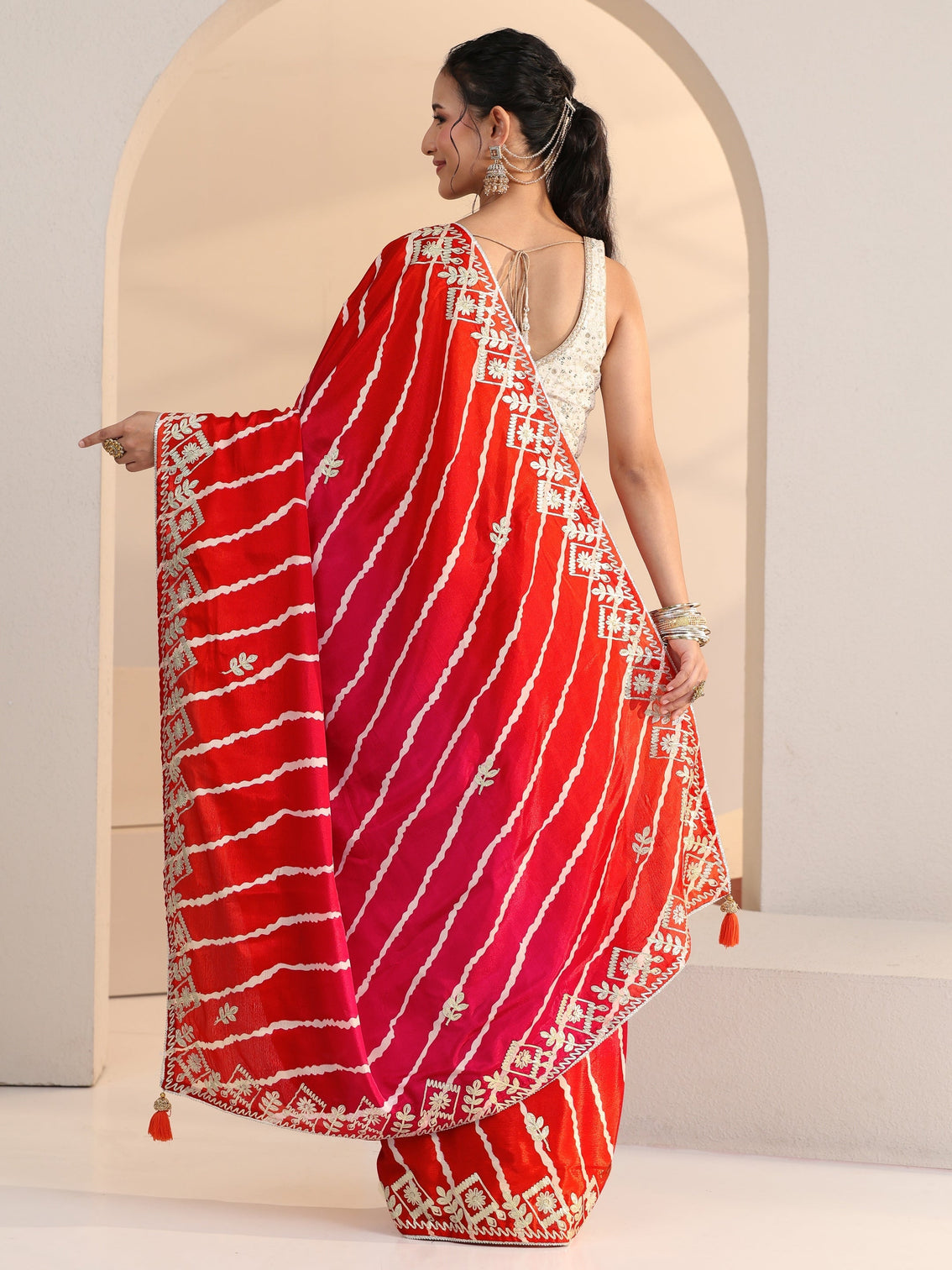 Mameraa Hot Pink Leheriya Printed Ombre Silk Blend Saree