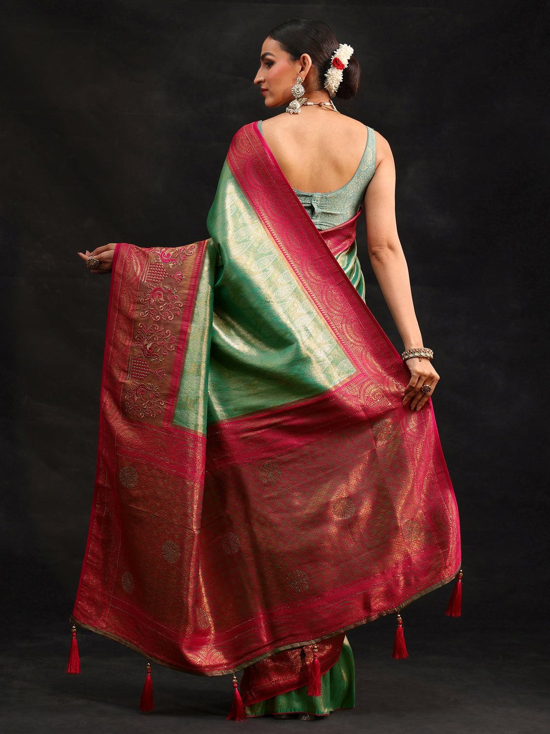Mameraa Sea Green Woven Design Silk Blend Saree