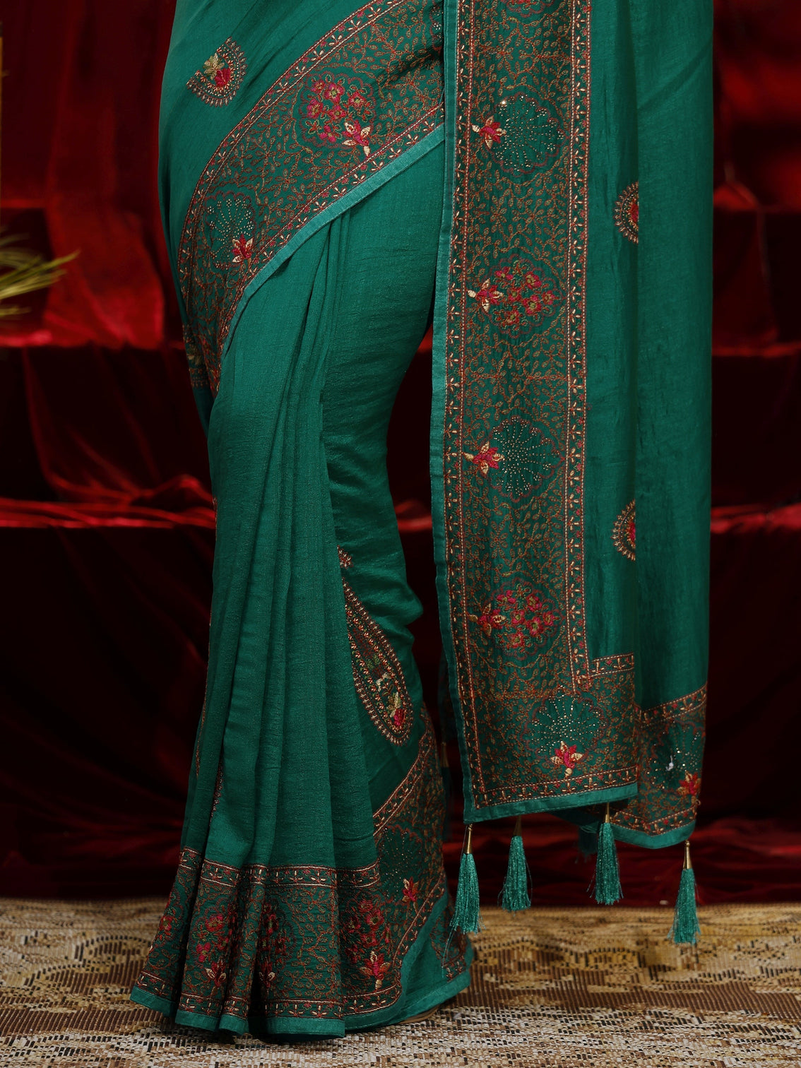 Mameraa Green Paisley Embroidered Silk blend Saree