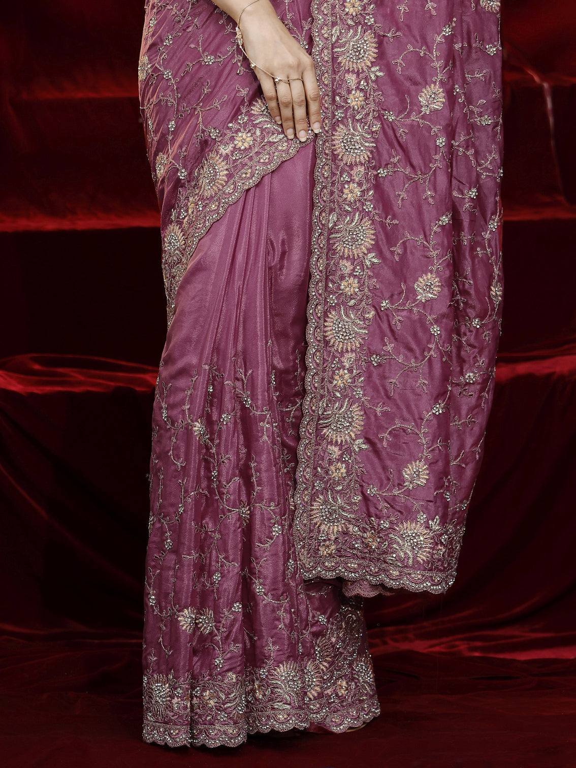 Mameraa Art Mauve Floral Embroidered Satin Saree