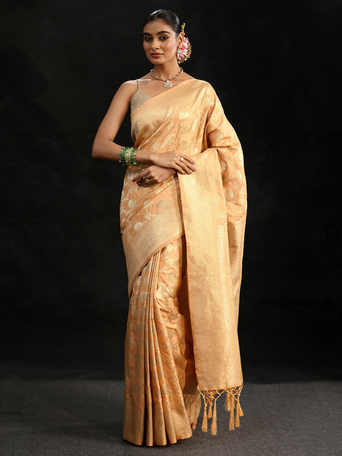 Mameraa Gold Banarasi Silk Blend Saree