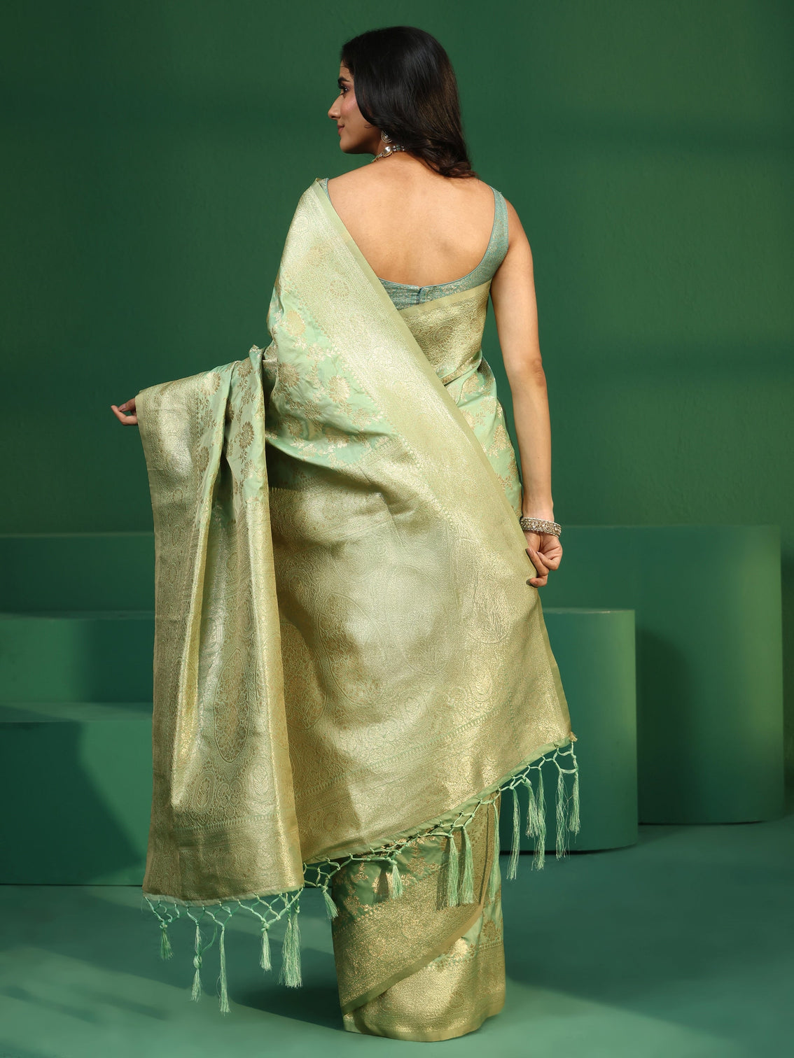 Mameraa Pista Green Banarasi Silk Blend Saree