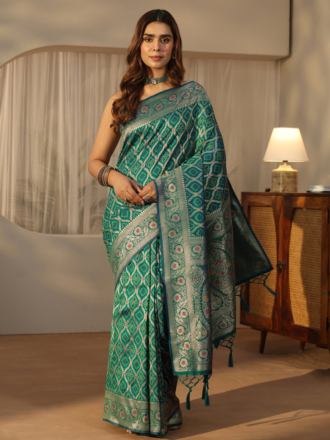 Mameraa Turquoise Blue Bandhani Print Woven Silk Blend Saree