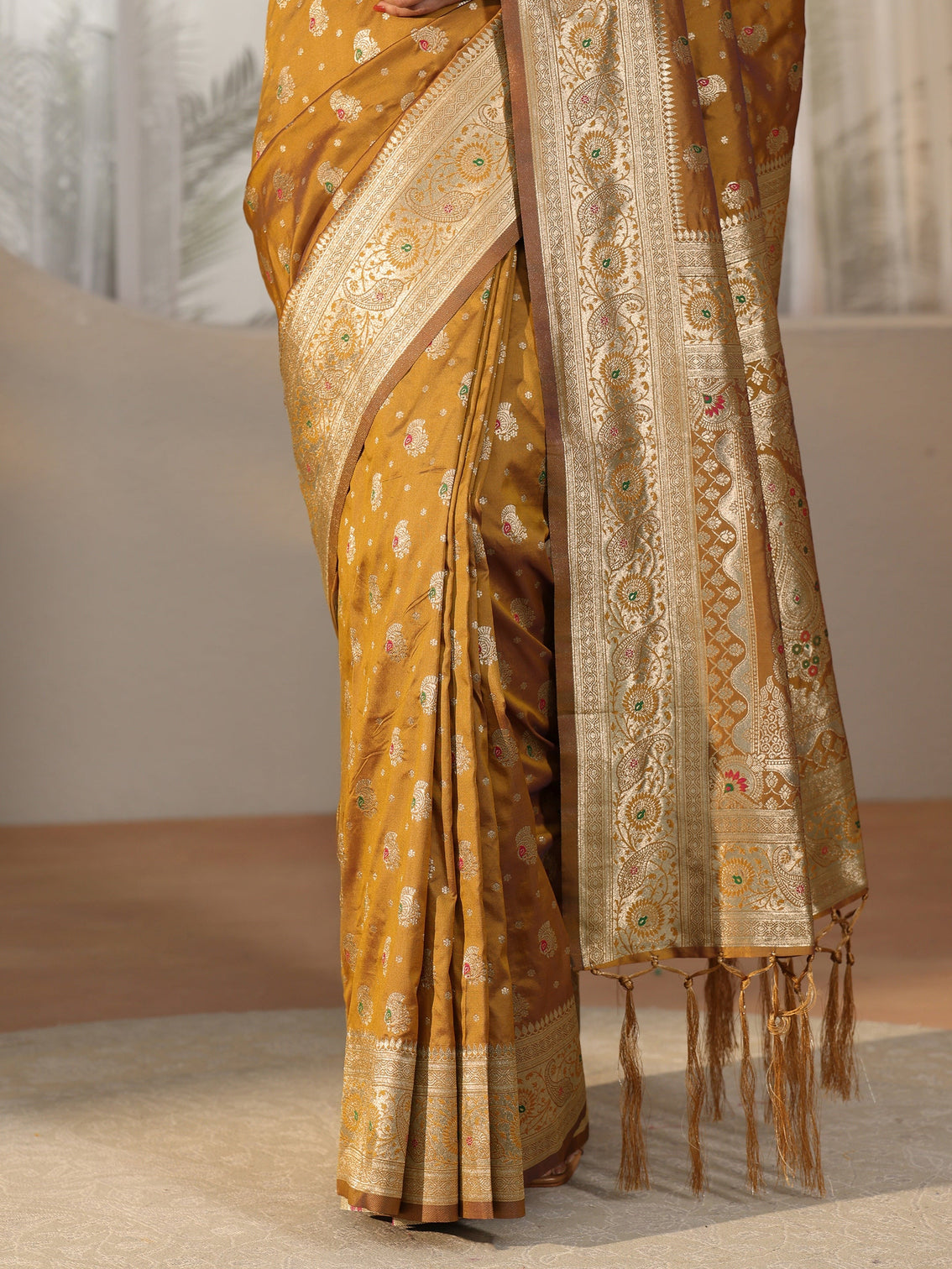 Mameraa Mustard Banarasi Silk Blend Saree