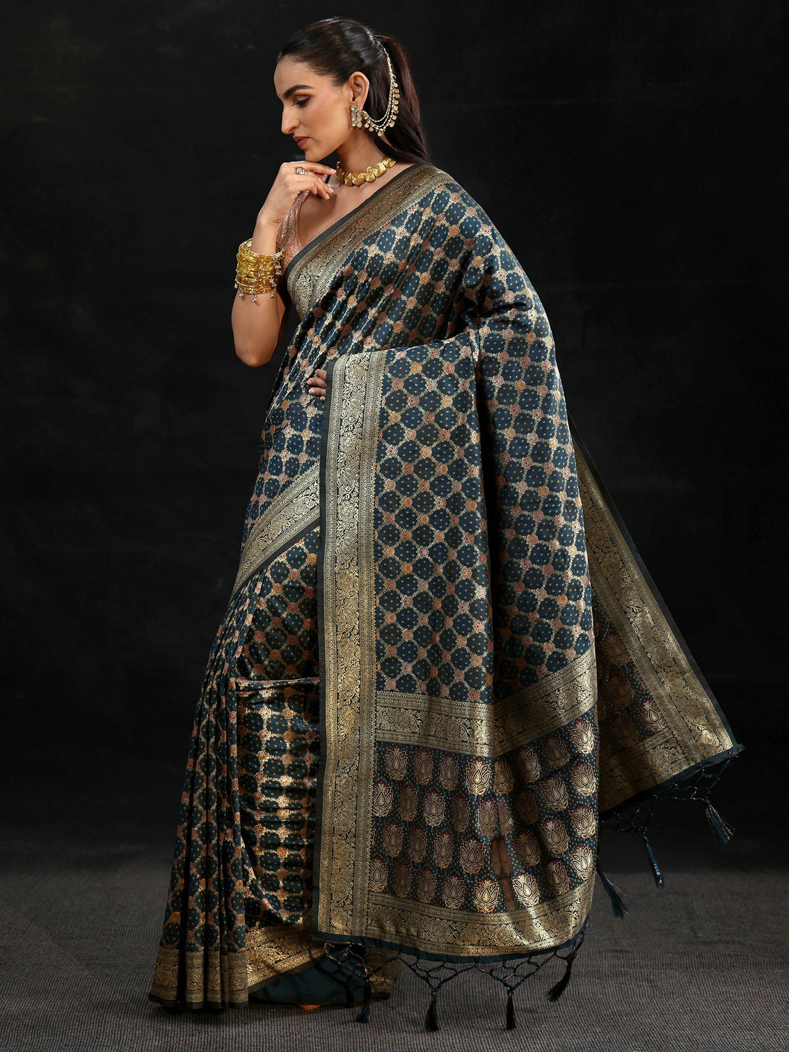 Mameraa Navy Blue Banarasi Silk Blend Saree