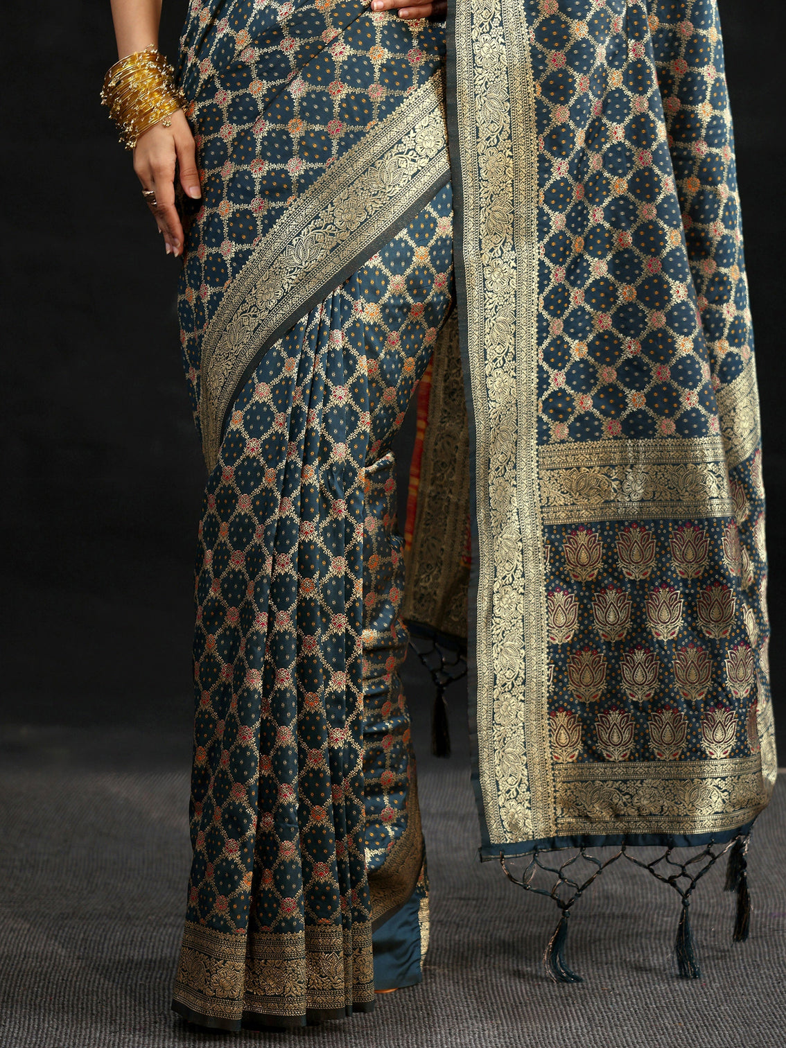Mameraa Navy Blue Banarasi Silk Blend Saree