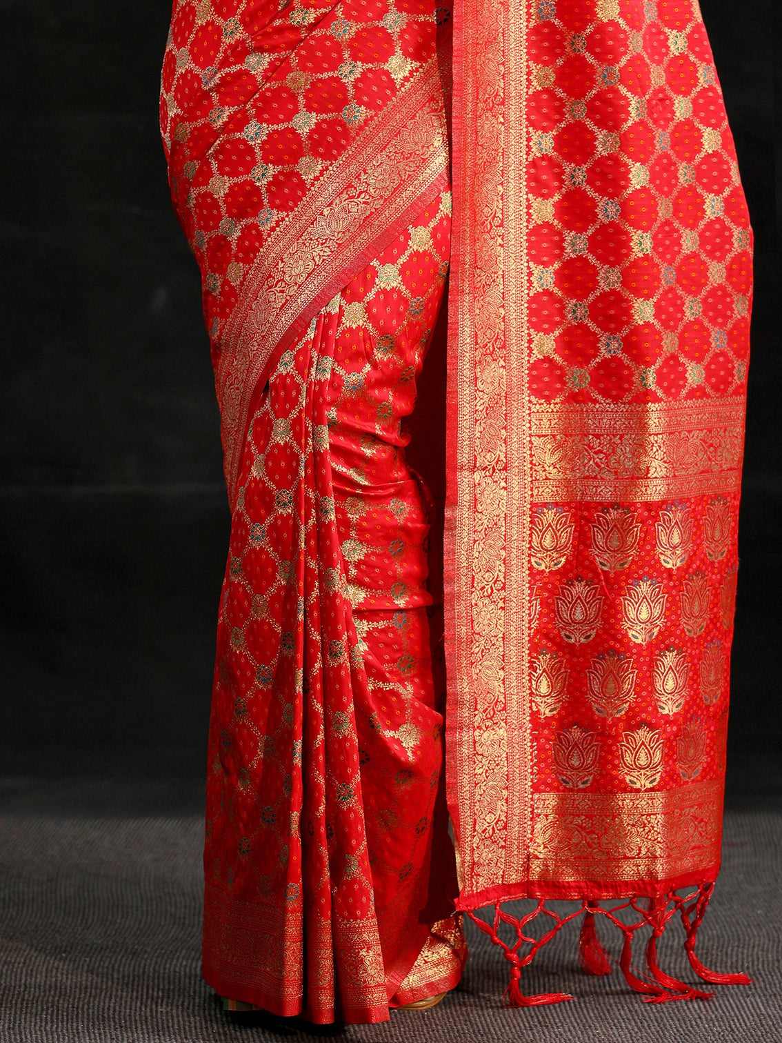 Mameraa Vermilion Red Banarasi Silk Blend Saree