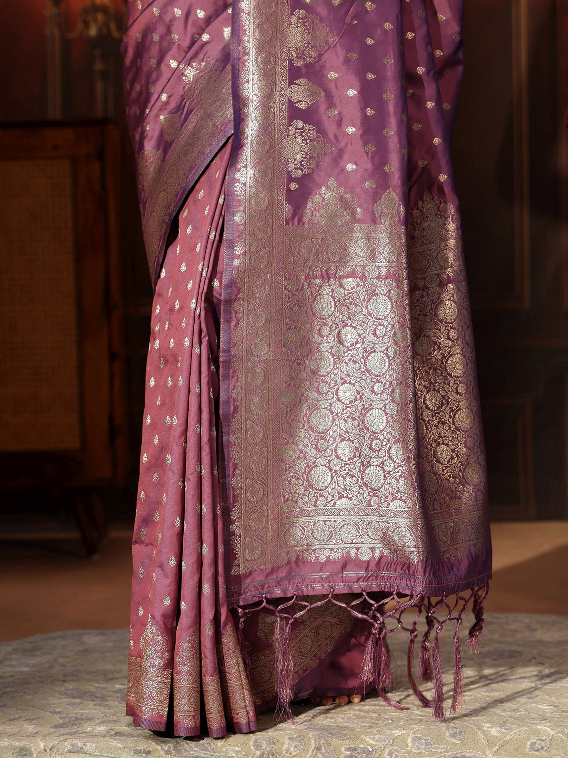 Mameraa Lavender Banarasi Silk Blend Saree