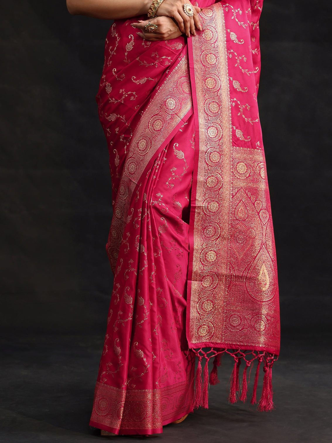 Mameraa Rani Pink Banarasi Silk Blend Saree