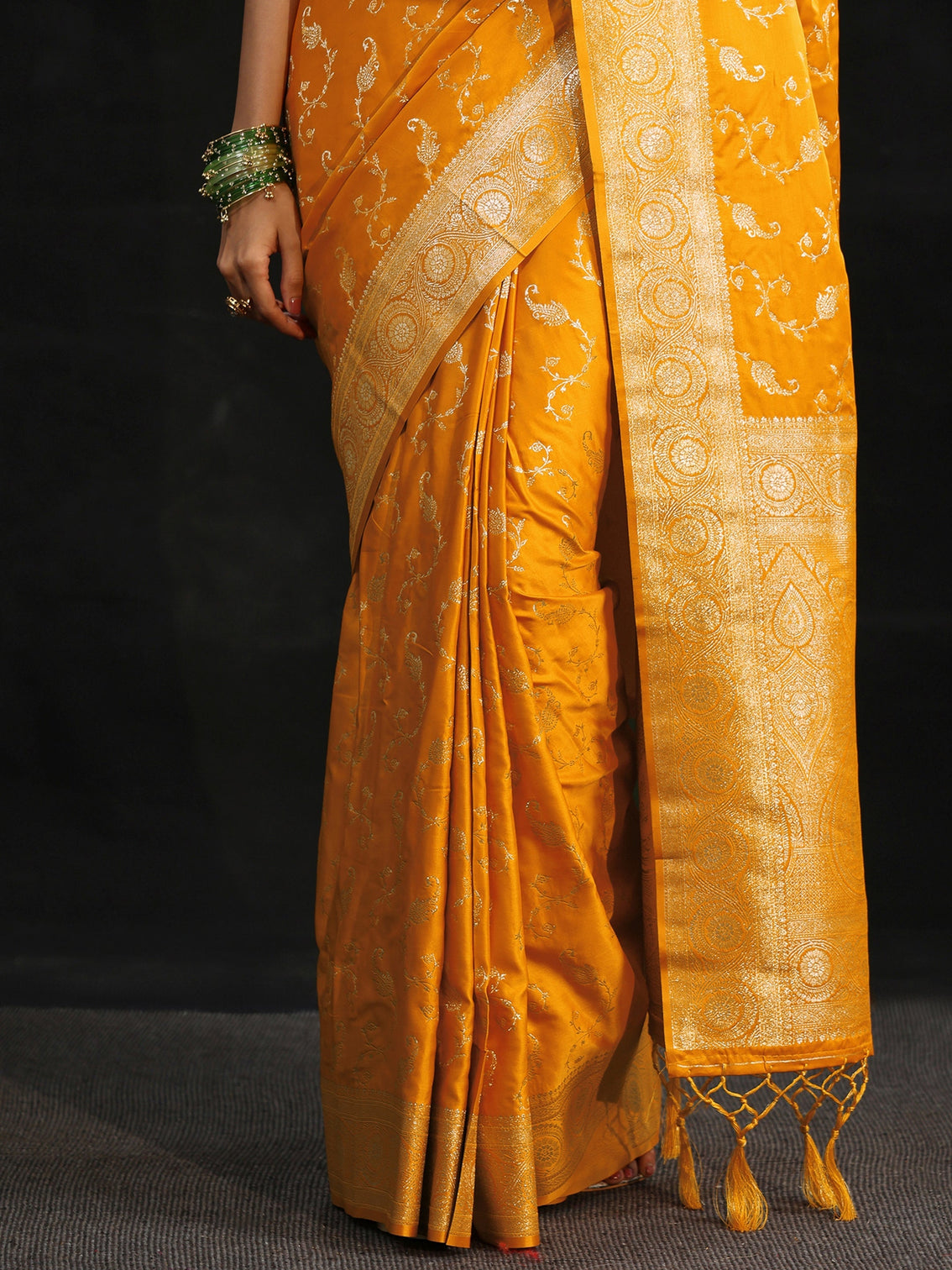Mameraa Mustard Banarasi Silk Blend Saree
