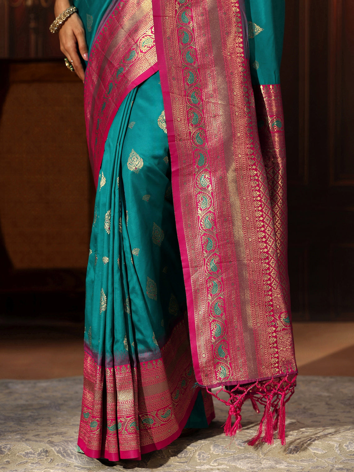 Mameraa Teal Green Banarasi Silk Blend Saree