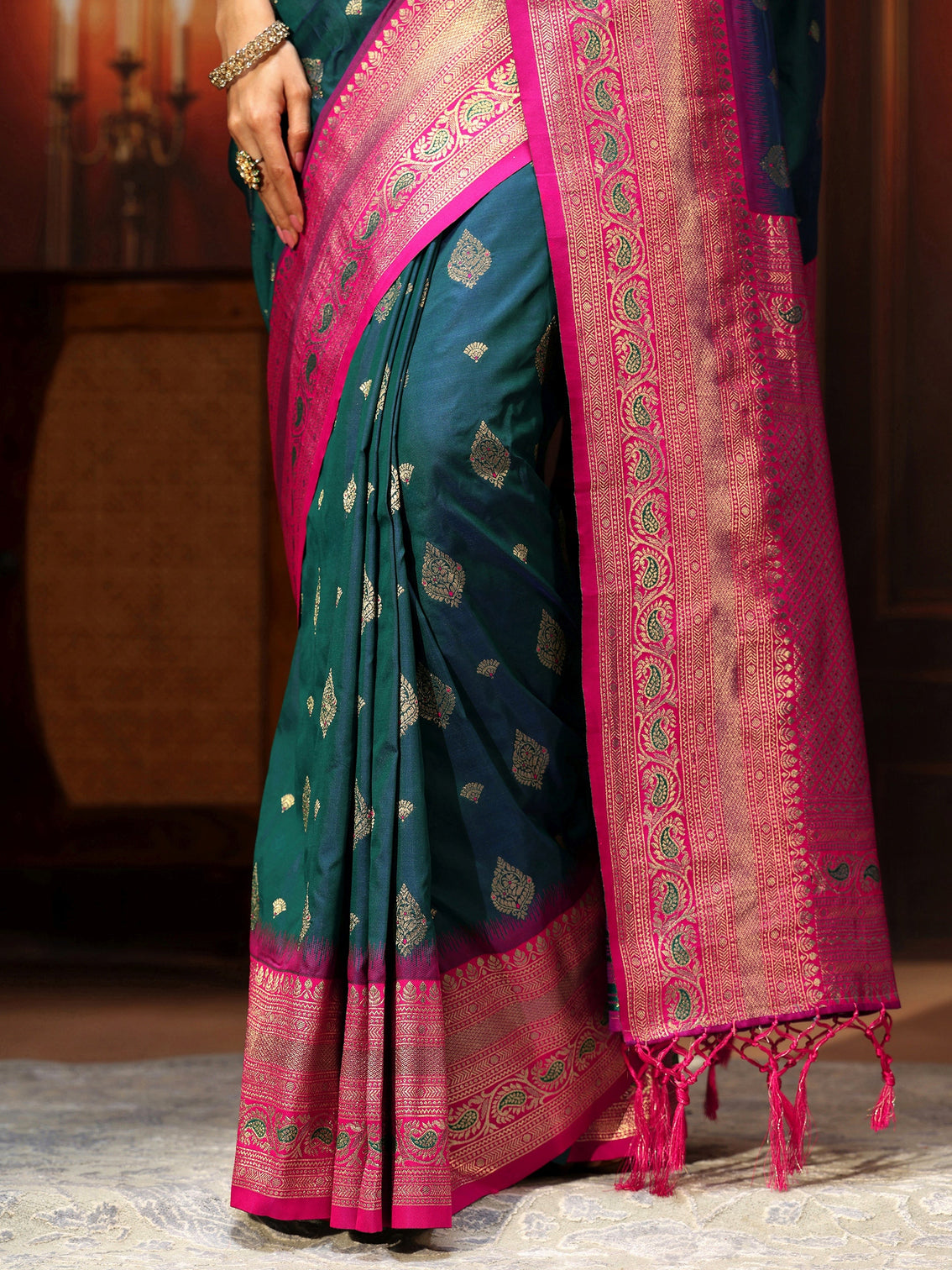 Mameraa Navy Blue Banarasi Silk Blend Saree