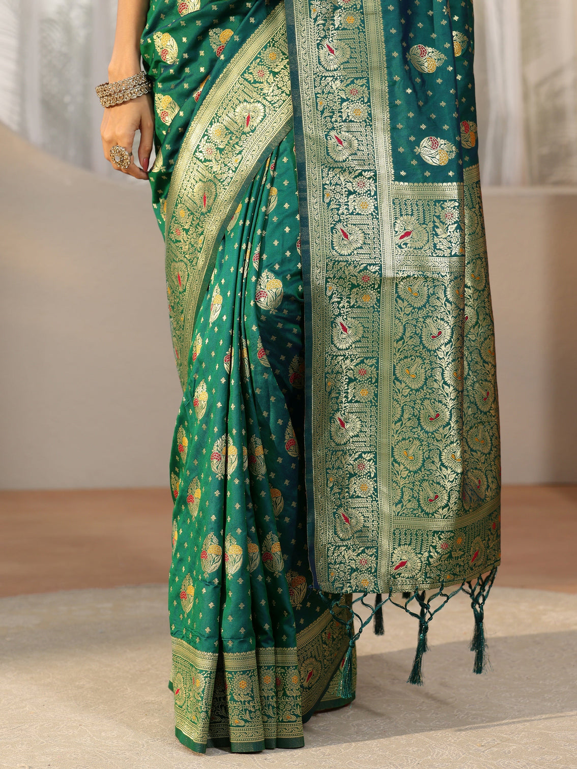Mameraa Teal Green Banarasi Silk Blend Saree