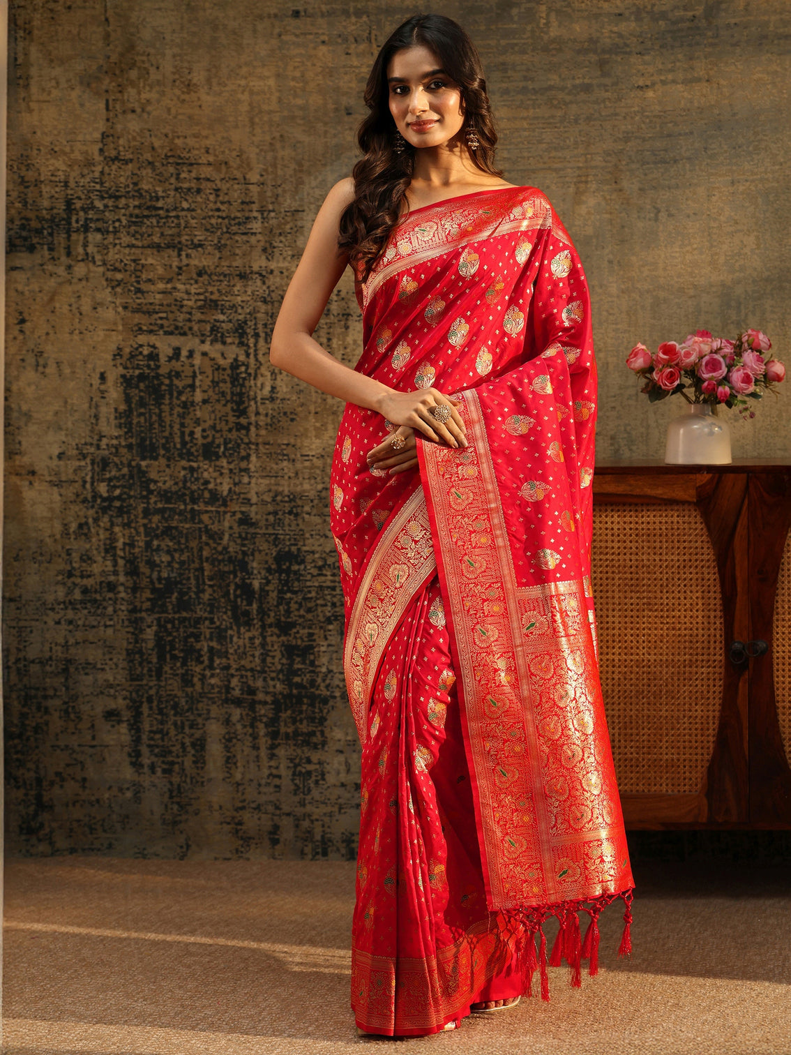 Mameraa Vermilion Red Banarasi Silk Blend Saree