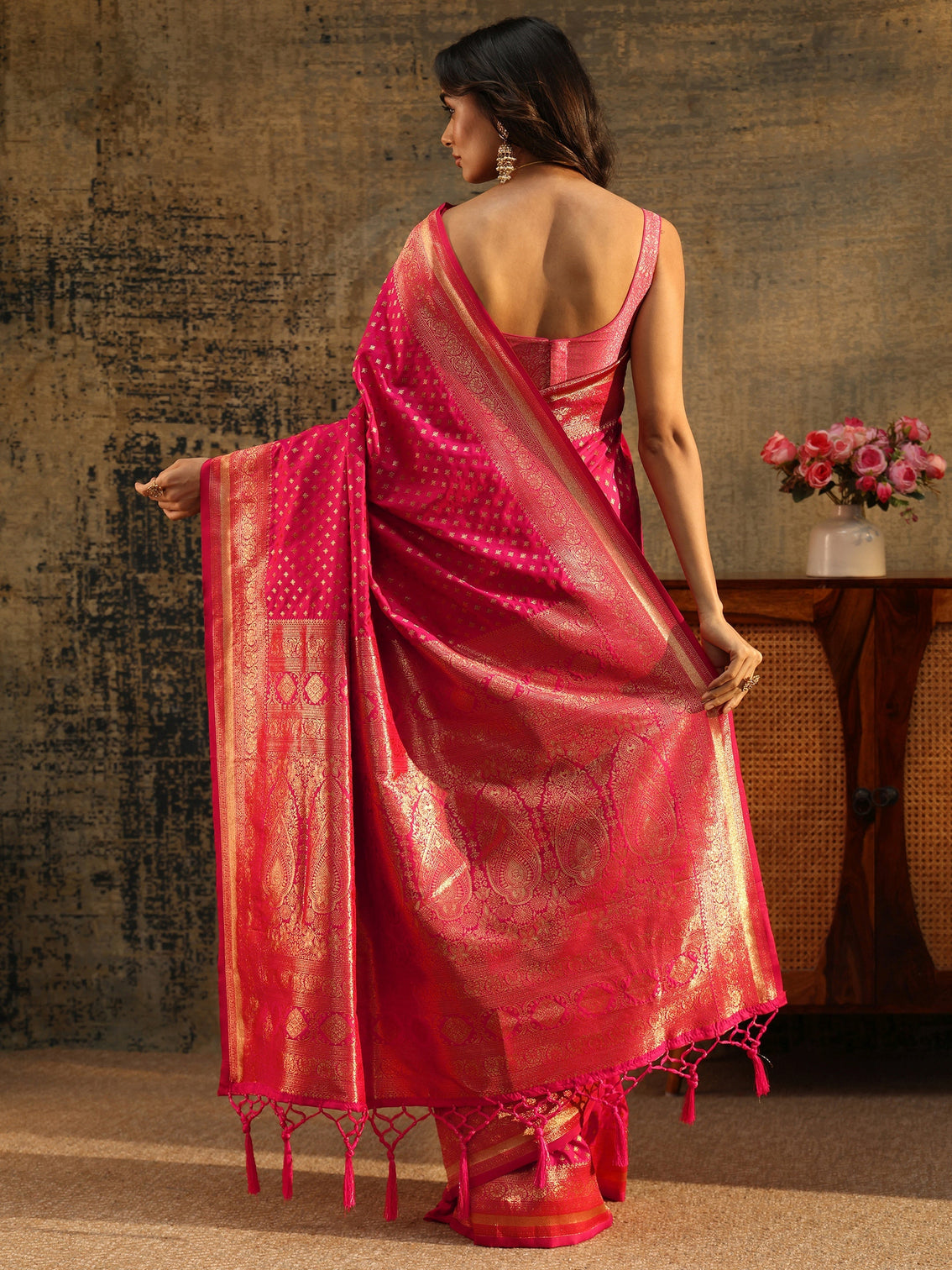 Mameraa Rani Pink Banarasi Silk Blend Saree