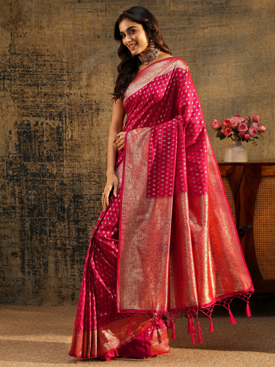 Mameraa Rani Pink Banarasi Silk Blend Saree