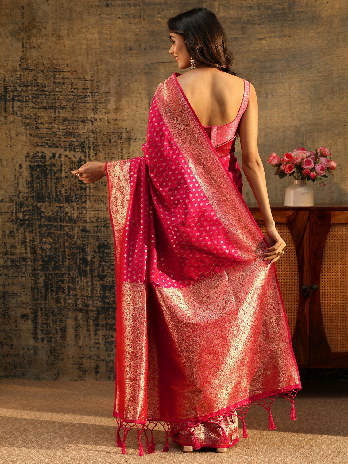Mameraa Rani Pink Banarasi Silk Blend Saree