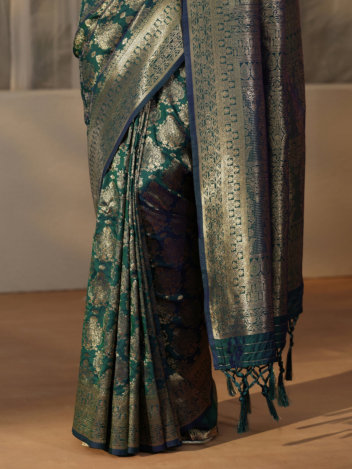 Mameraa Teal Blue Banarasi Silk Blend Saree