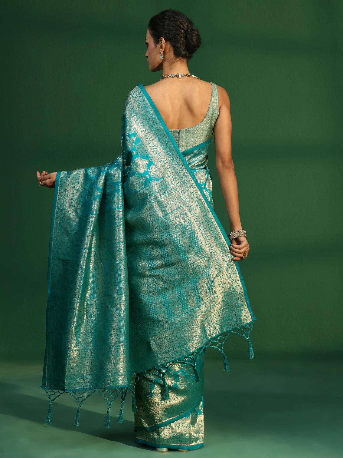 Mameraa Sea Green Banarasi Silk Blend Saree