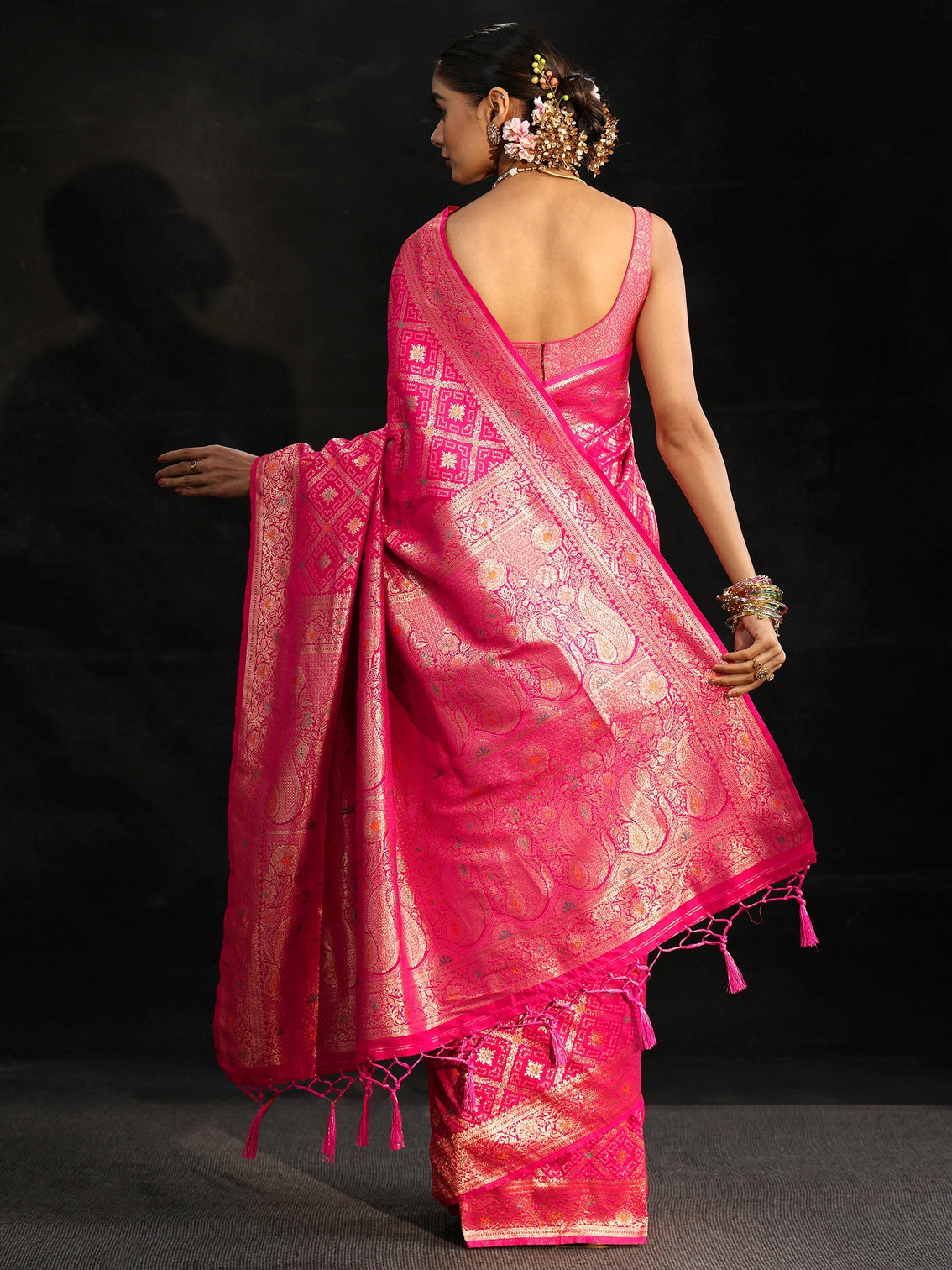 Mameraa Rani Pink Gharchola Silk Blend Saree