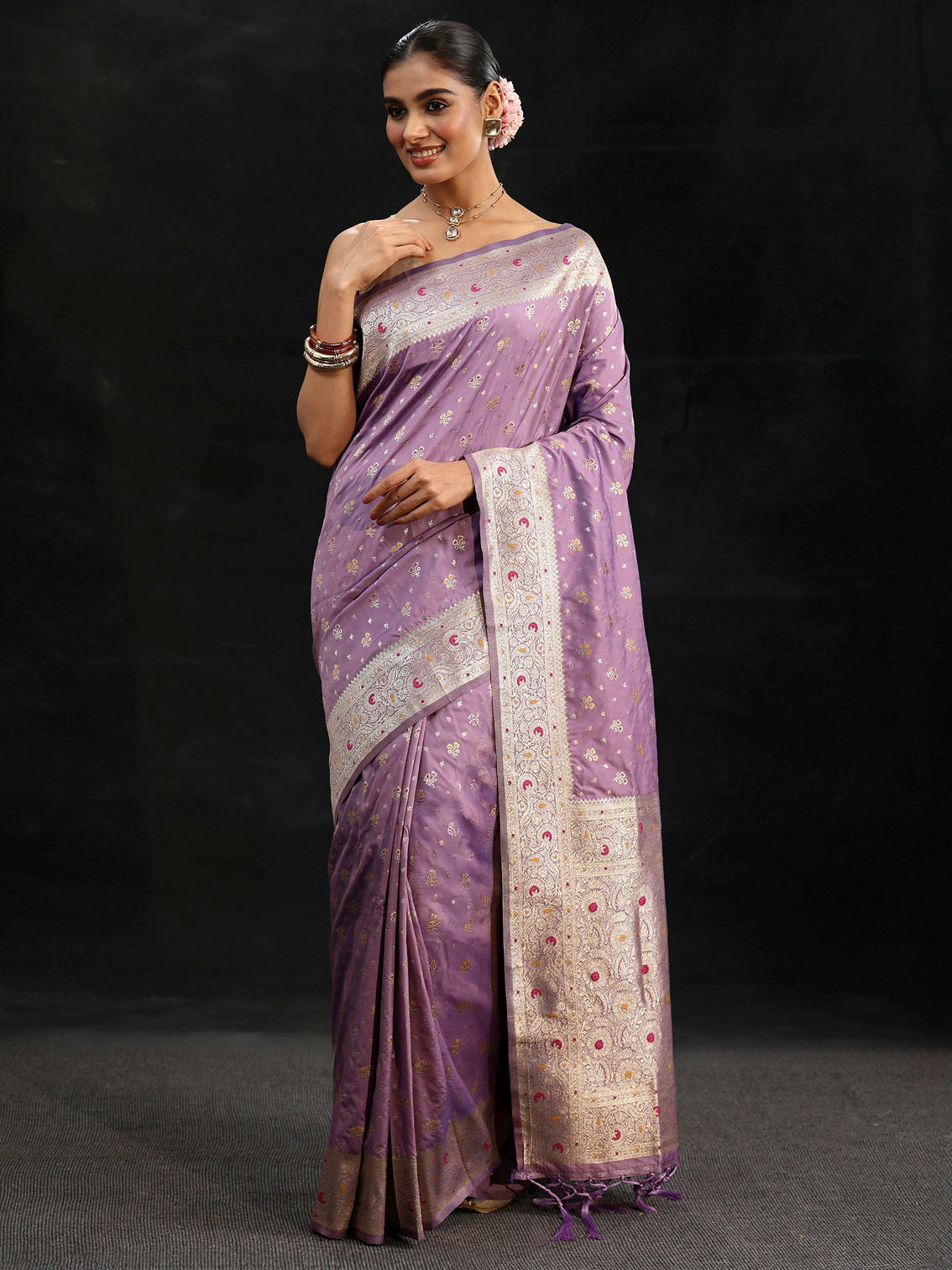 Mameraa Lavender Banarasi Silk Blend Saree