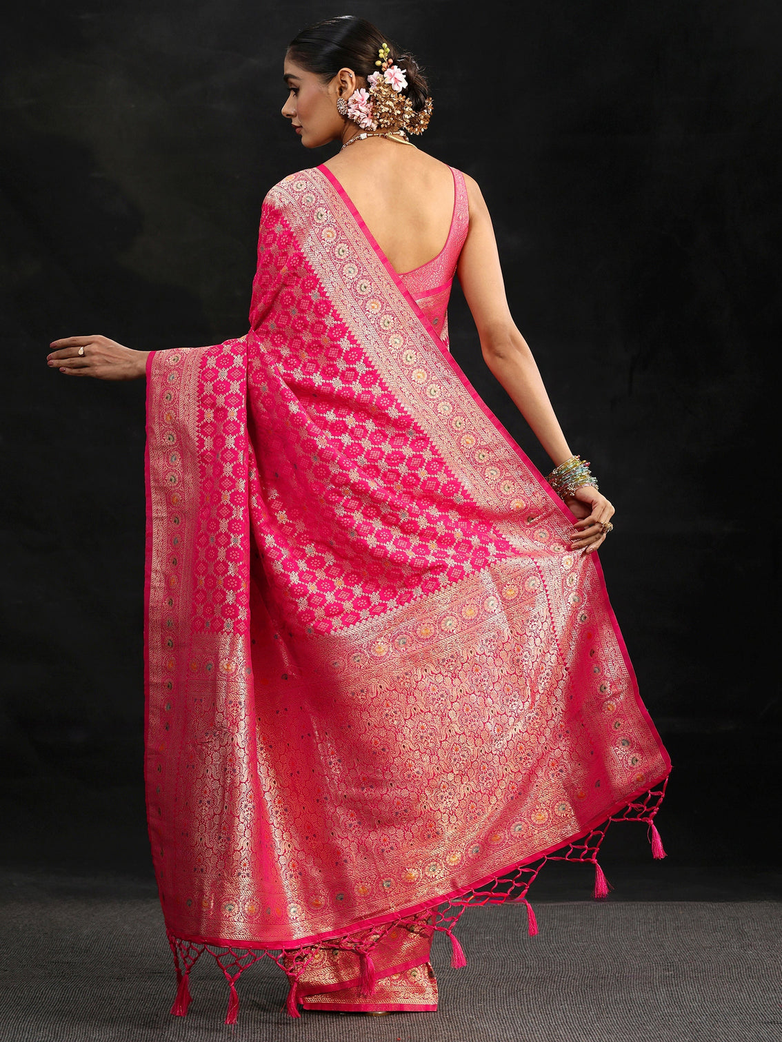 Mameraa Rani Pink Banarasi Silk Blend Saree