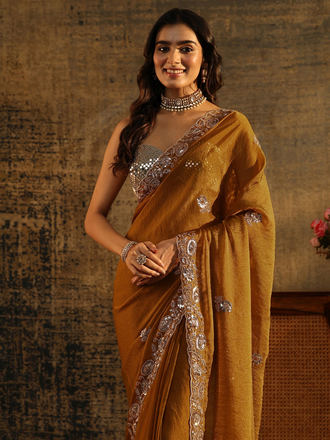 Mameraa Art Antique Gold Sequin Embellished Georgette Saree