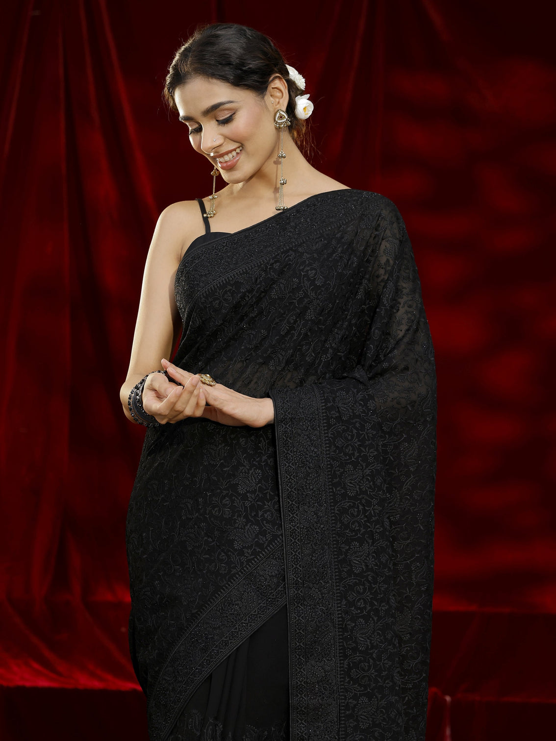 Mameraa Art Black Floral Embroidered Georgette Saree