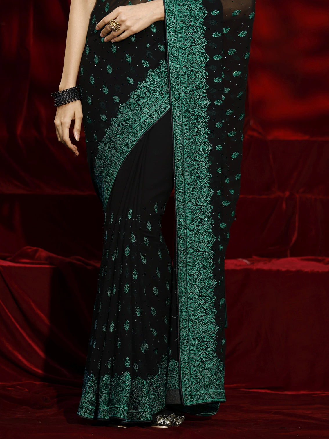 Mameraa Black Floral Embroidered Georgette Saree