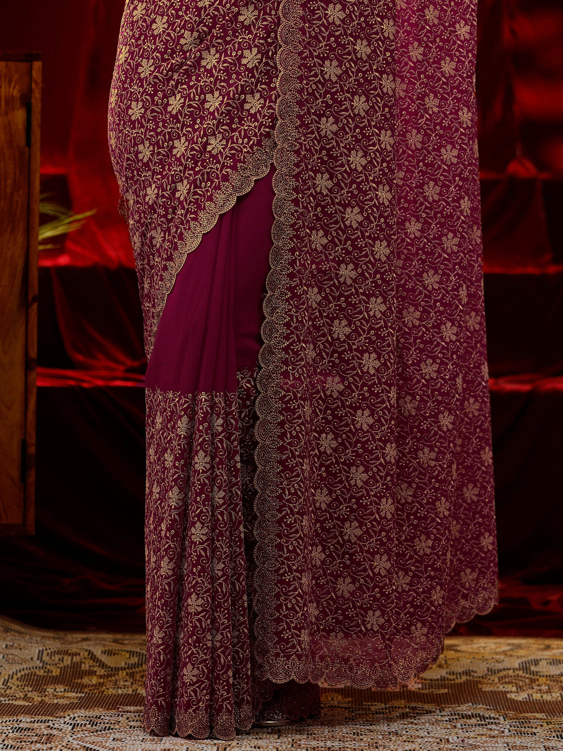 Mameraa Pink Floral Embroidered Georgette Saree